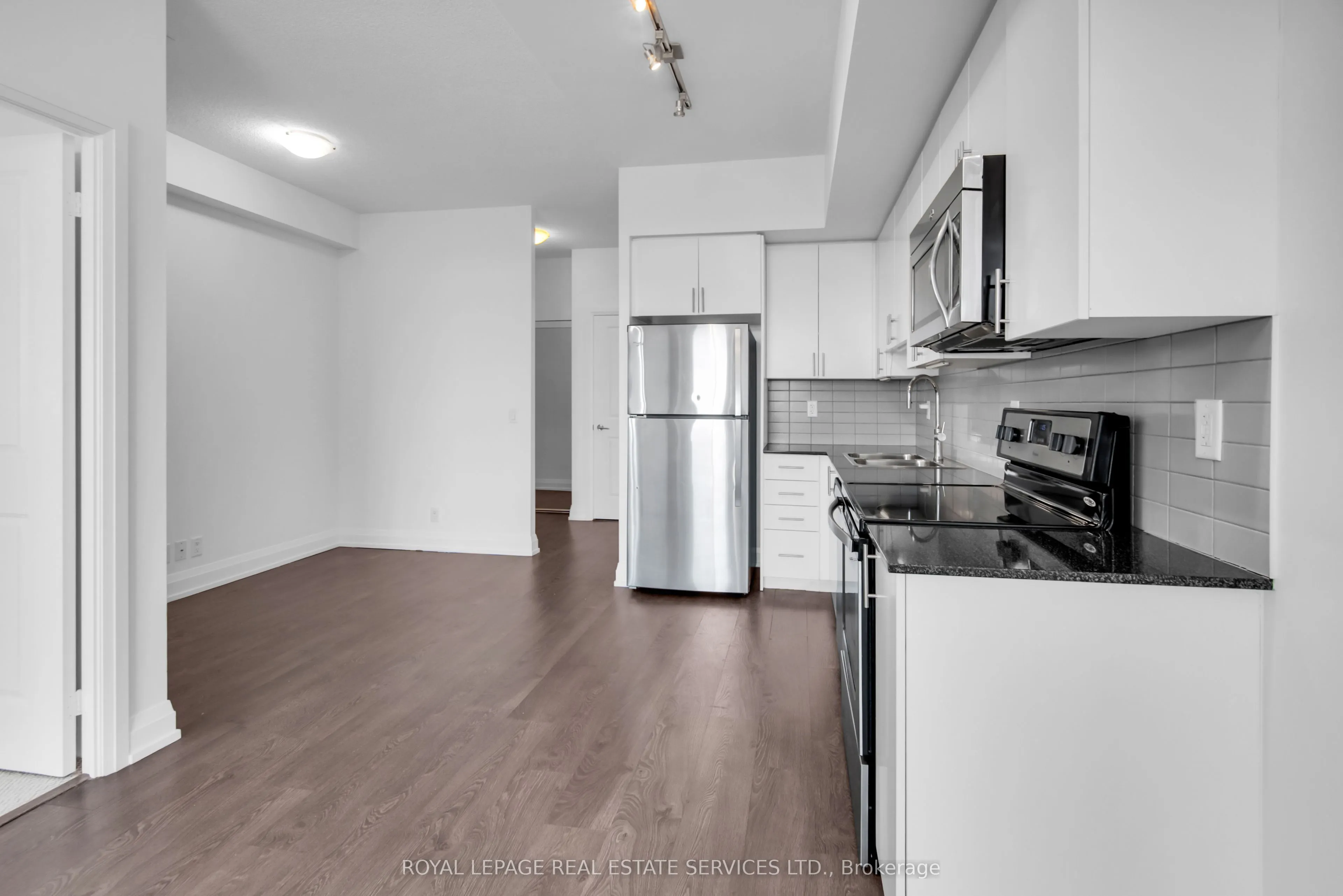 7890 Bathurst Street, #2203