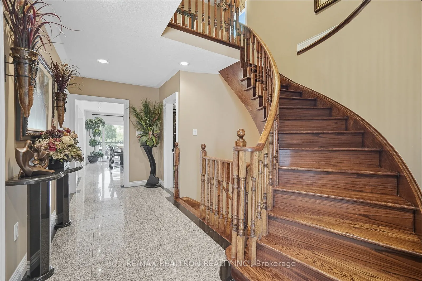 14 Taos Court