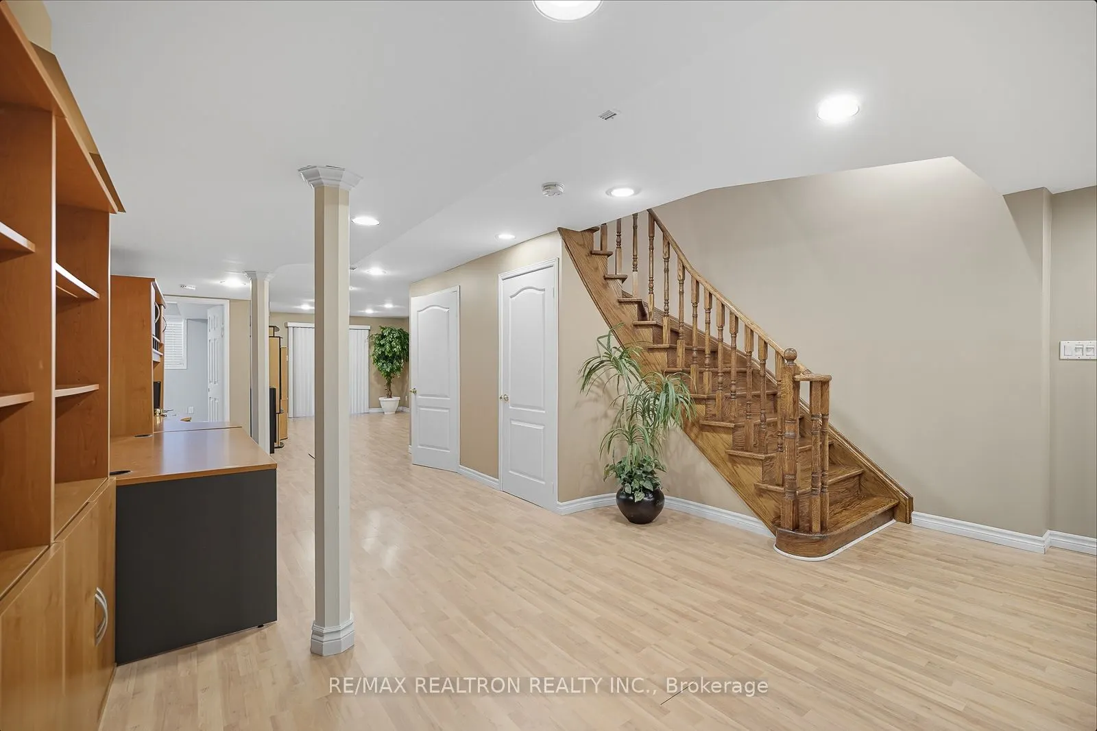 14 Taos Court