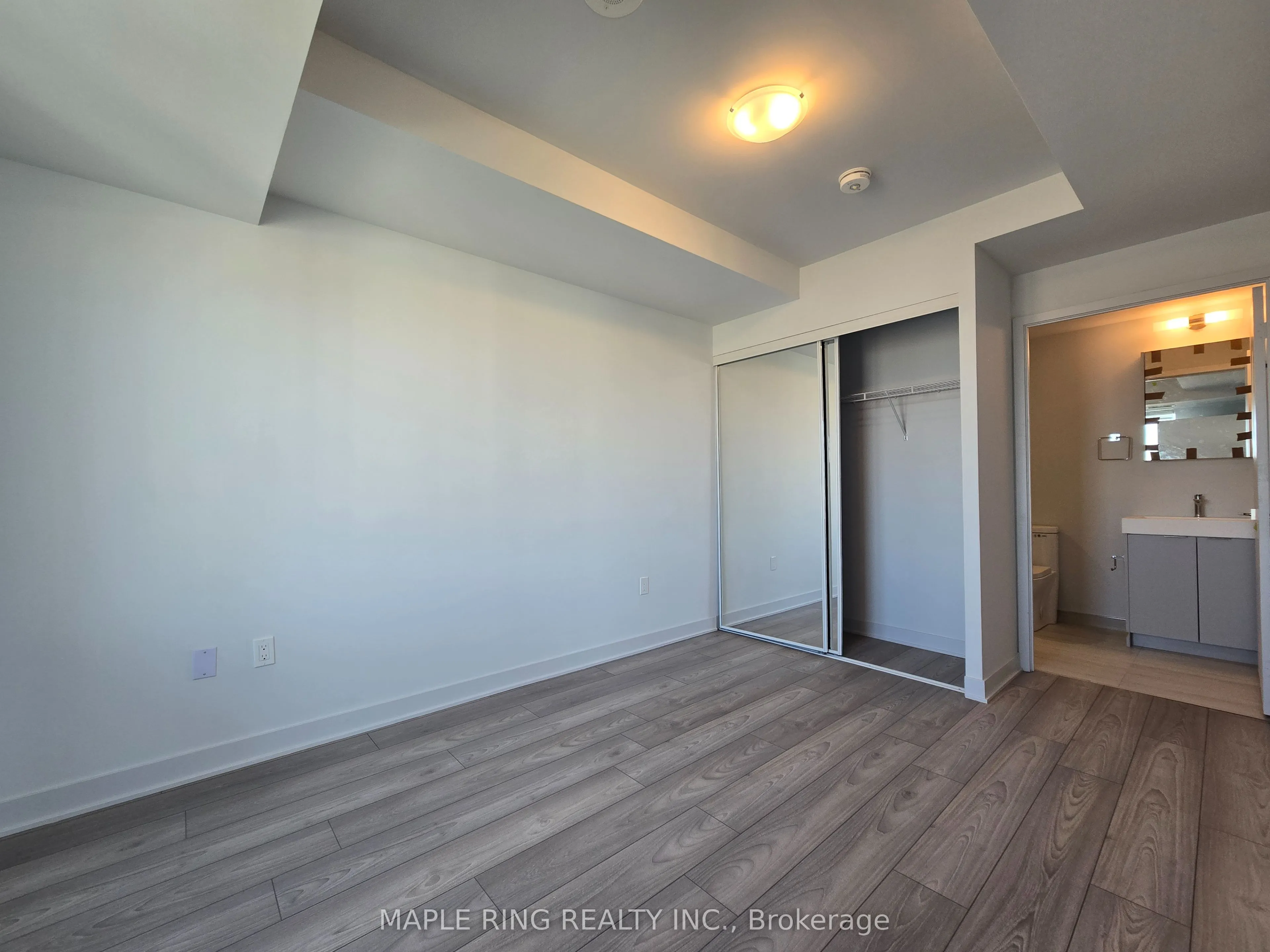 2920 Highway 7 Road, #4706