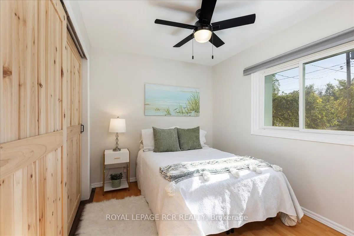 10 Cottage Grove