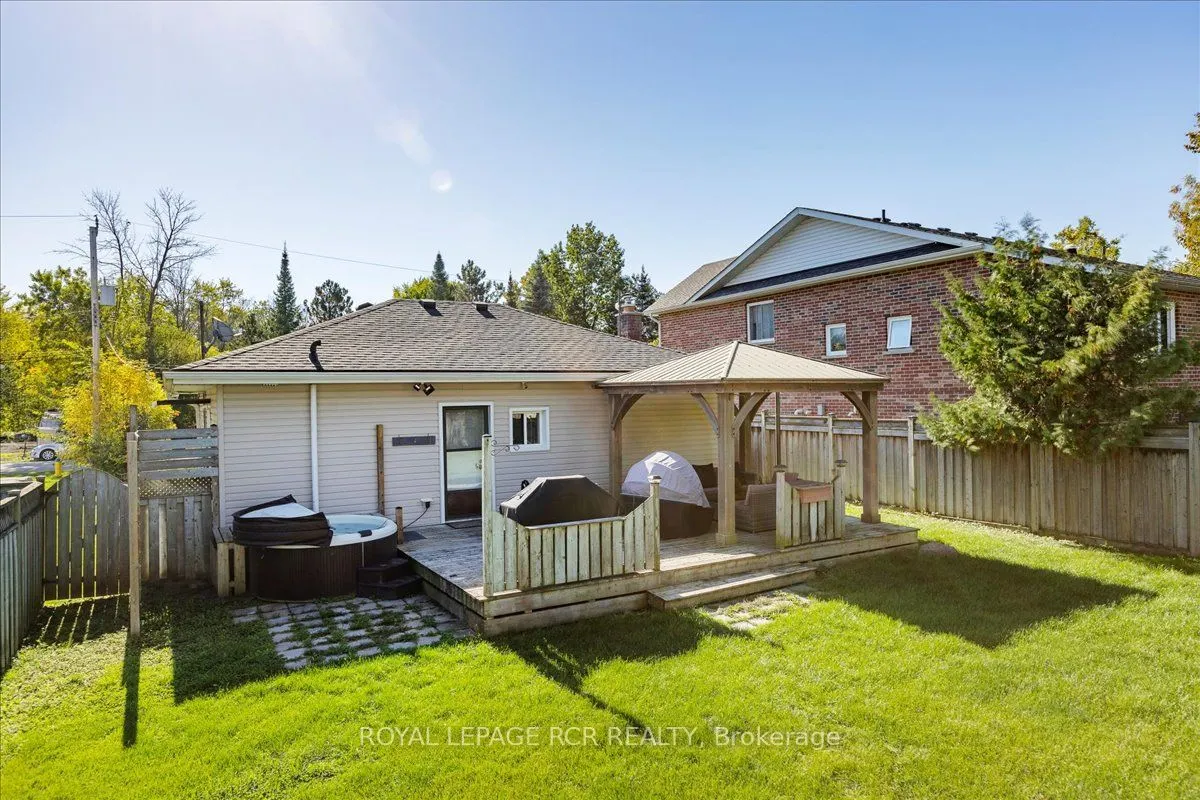 10 Cottage Grove