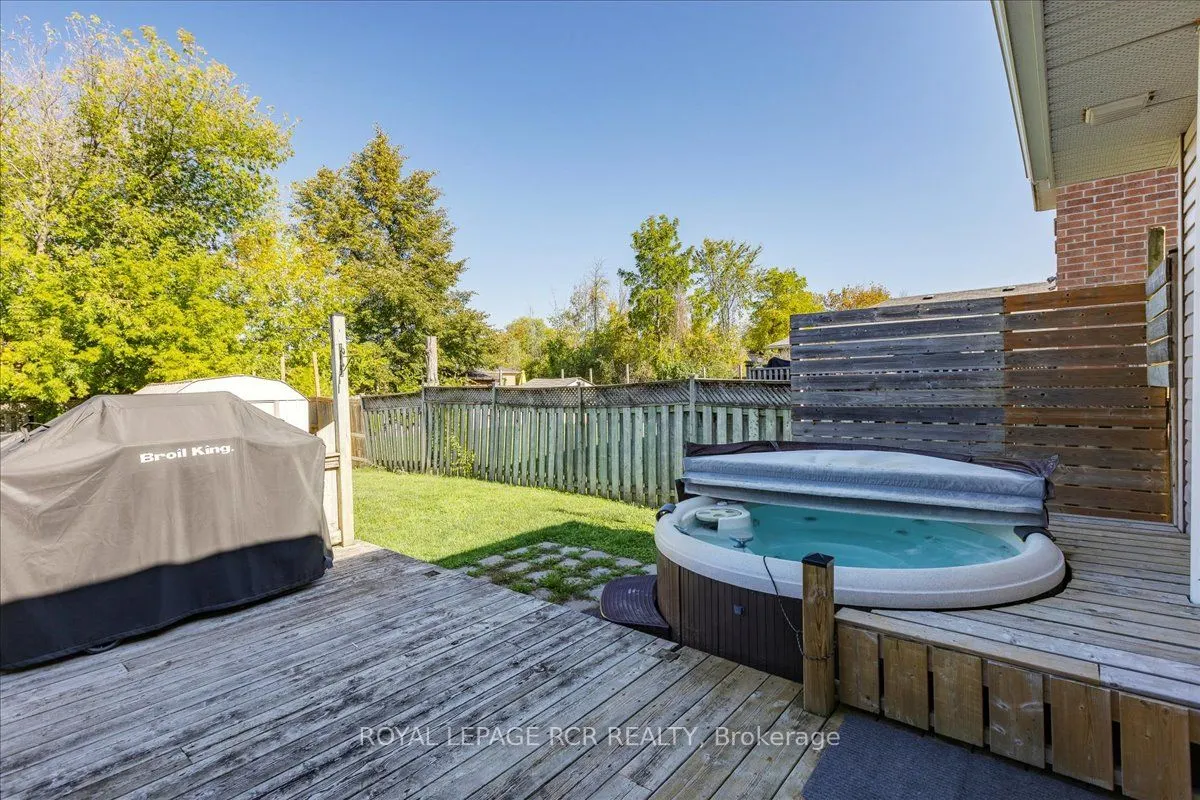 10 Cottage Grove