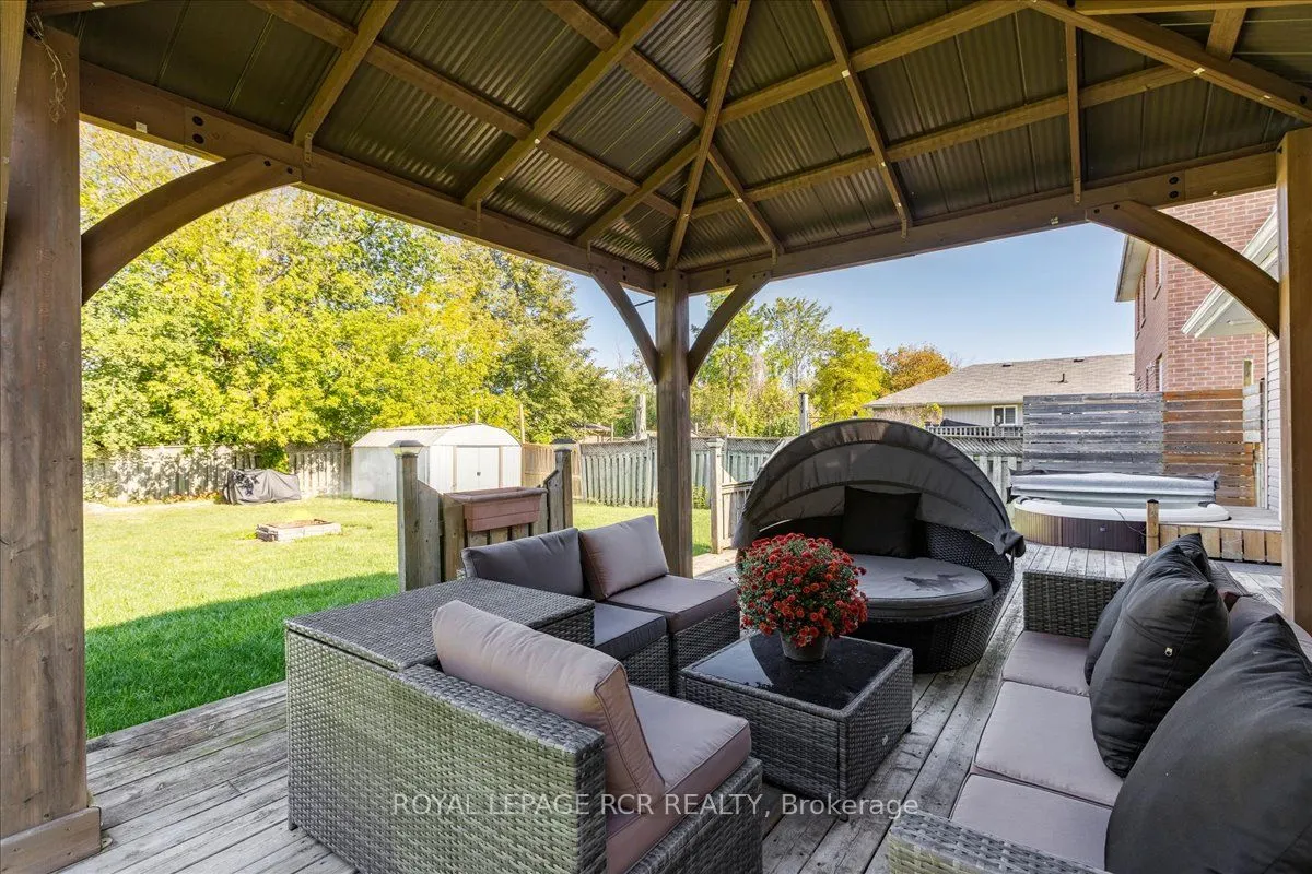 10 Cottage Grove