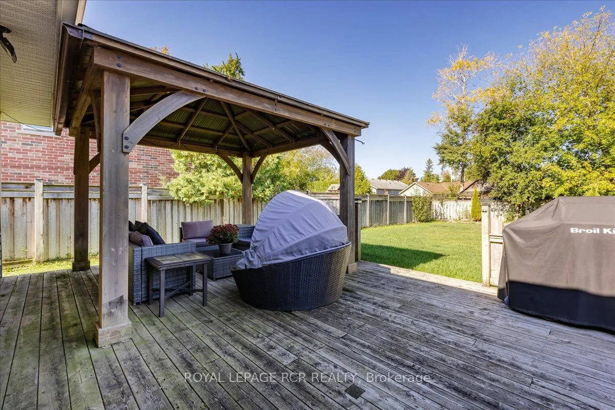 10 Cottage Grove