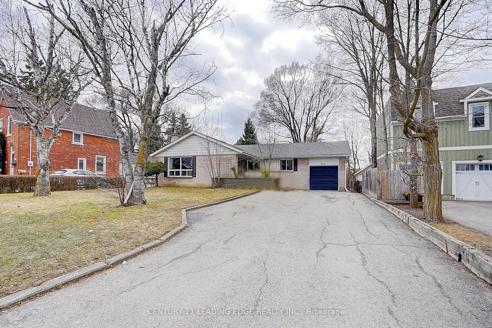366 MAIN Street N