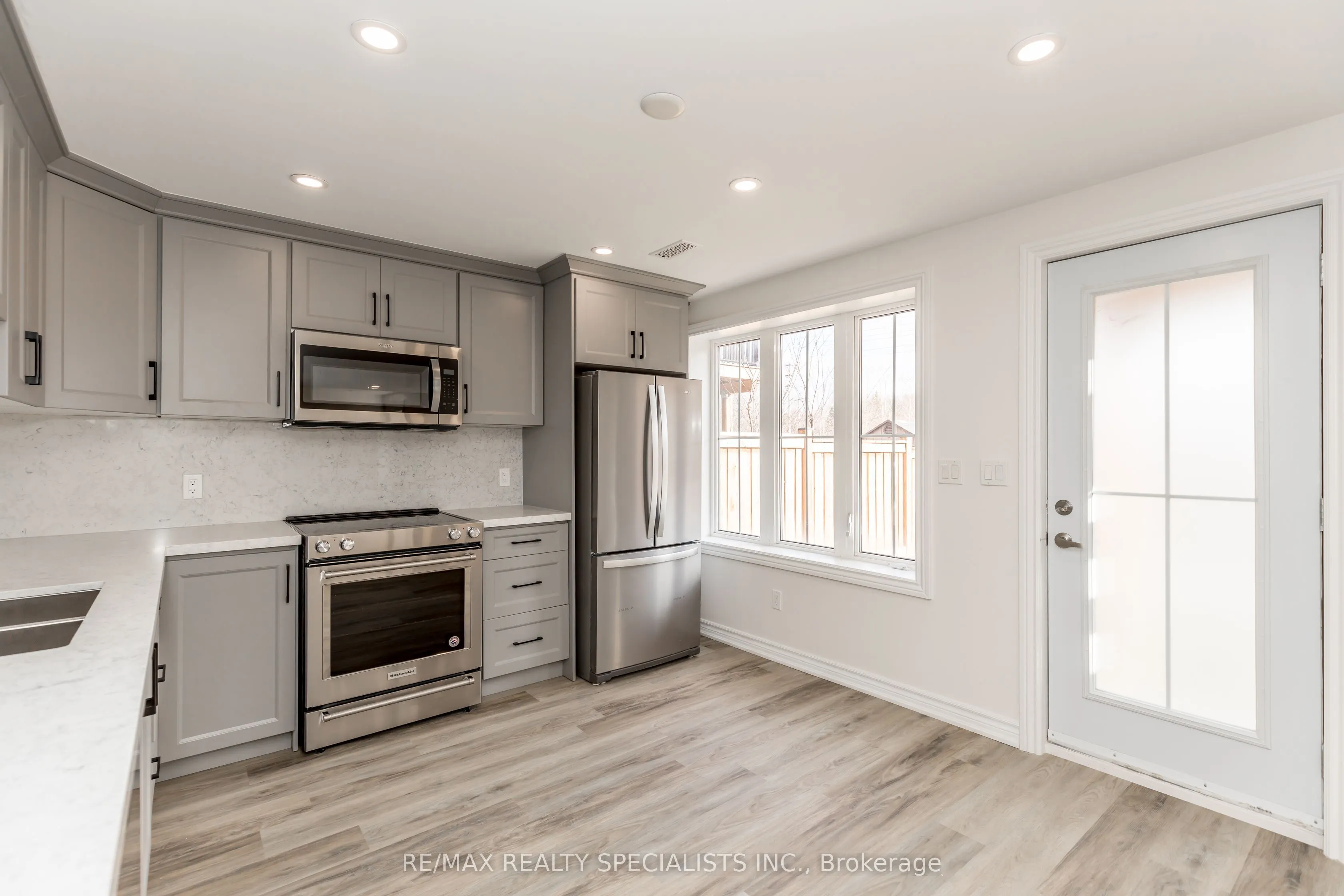 53 Ladder Crescent