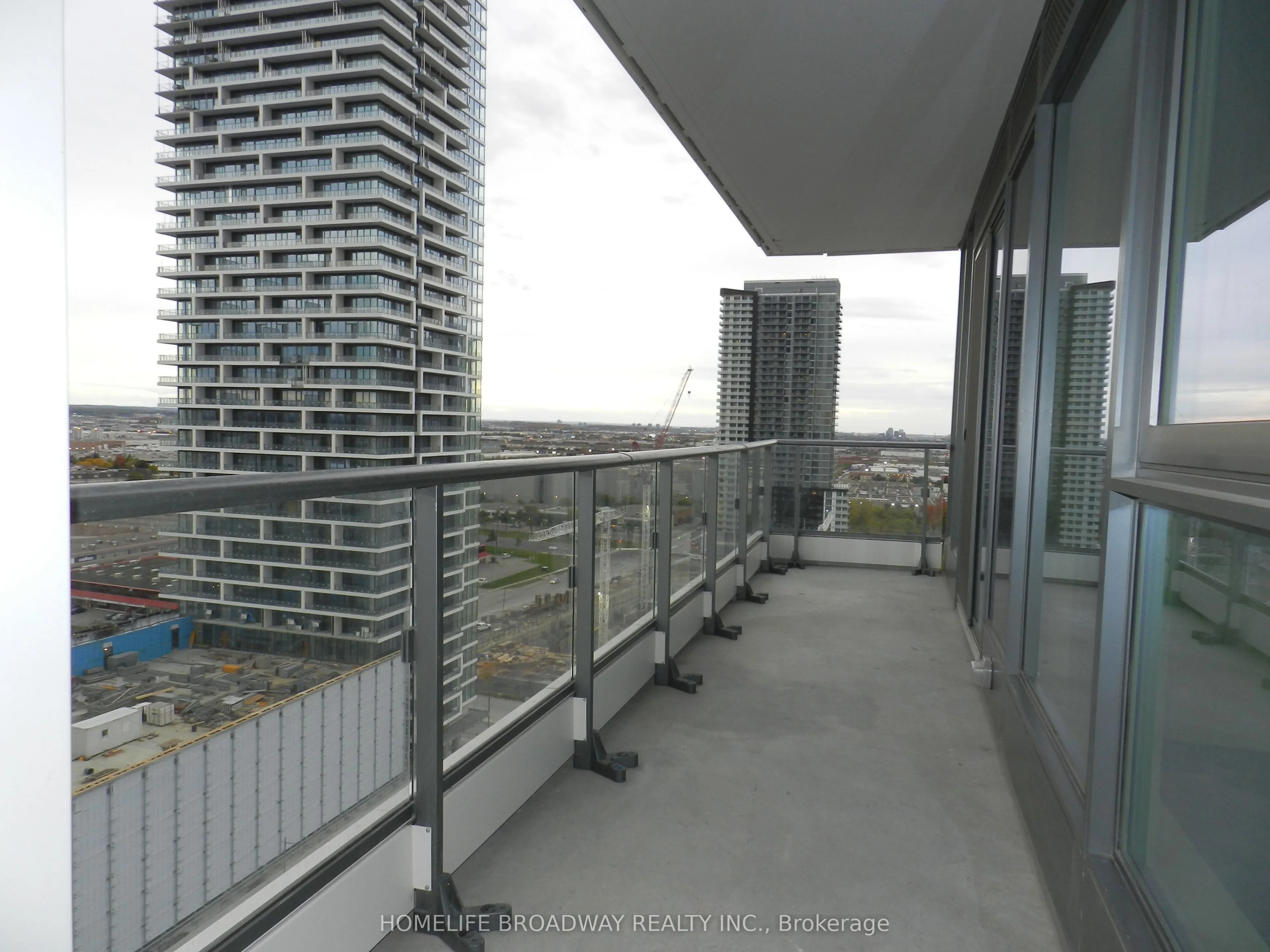 5 Buttermill Avenue, #2102