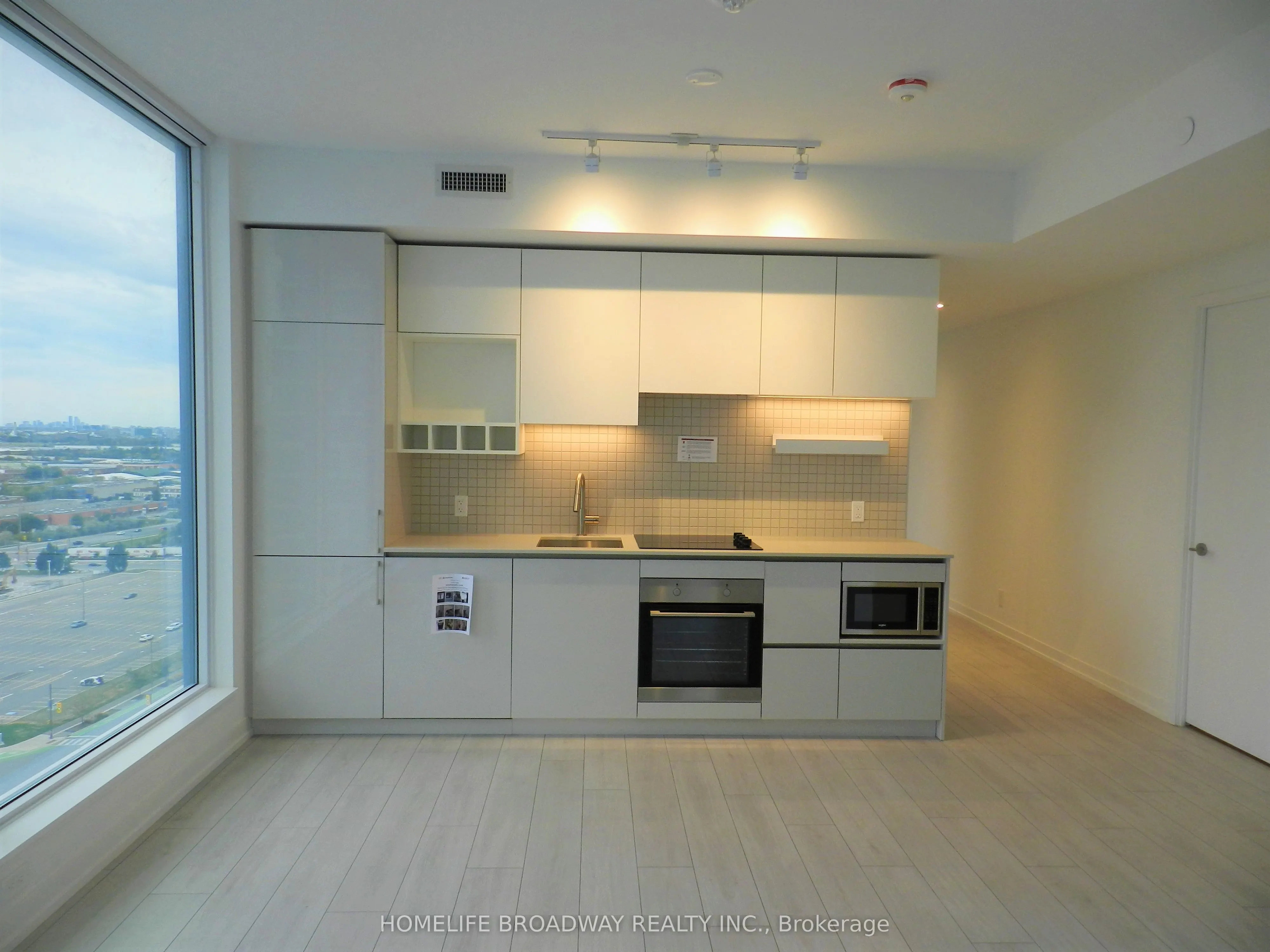 5 Buttermill Avenue, #2102