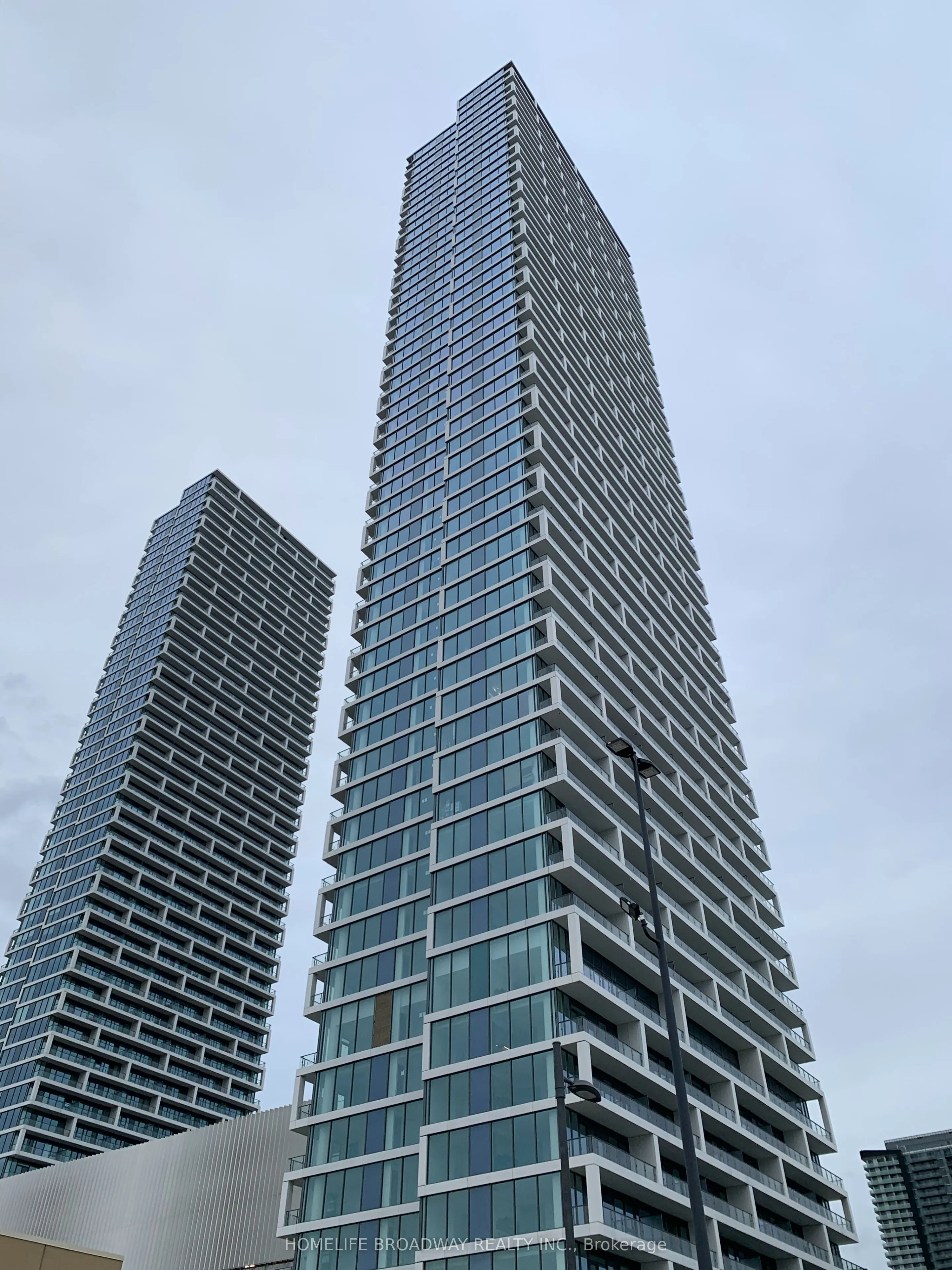 5 Buttermill Avenue, #2102