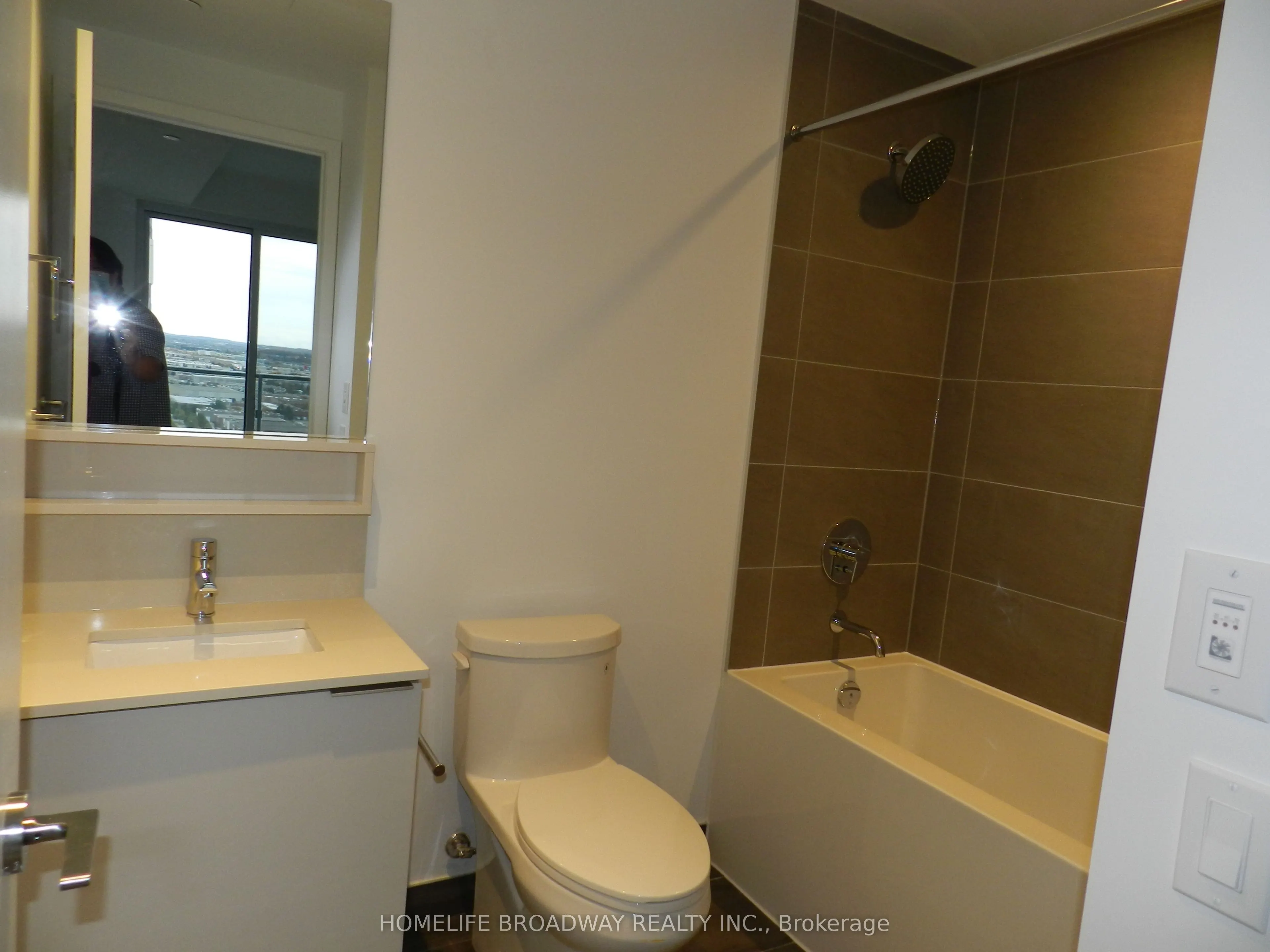 5 Buttermill Avenue, #2102