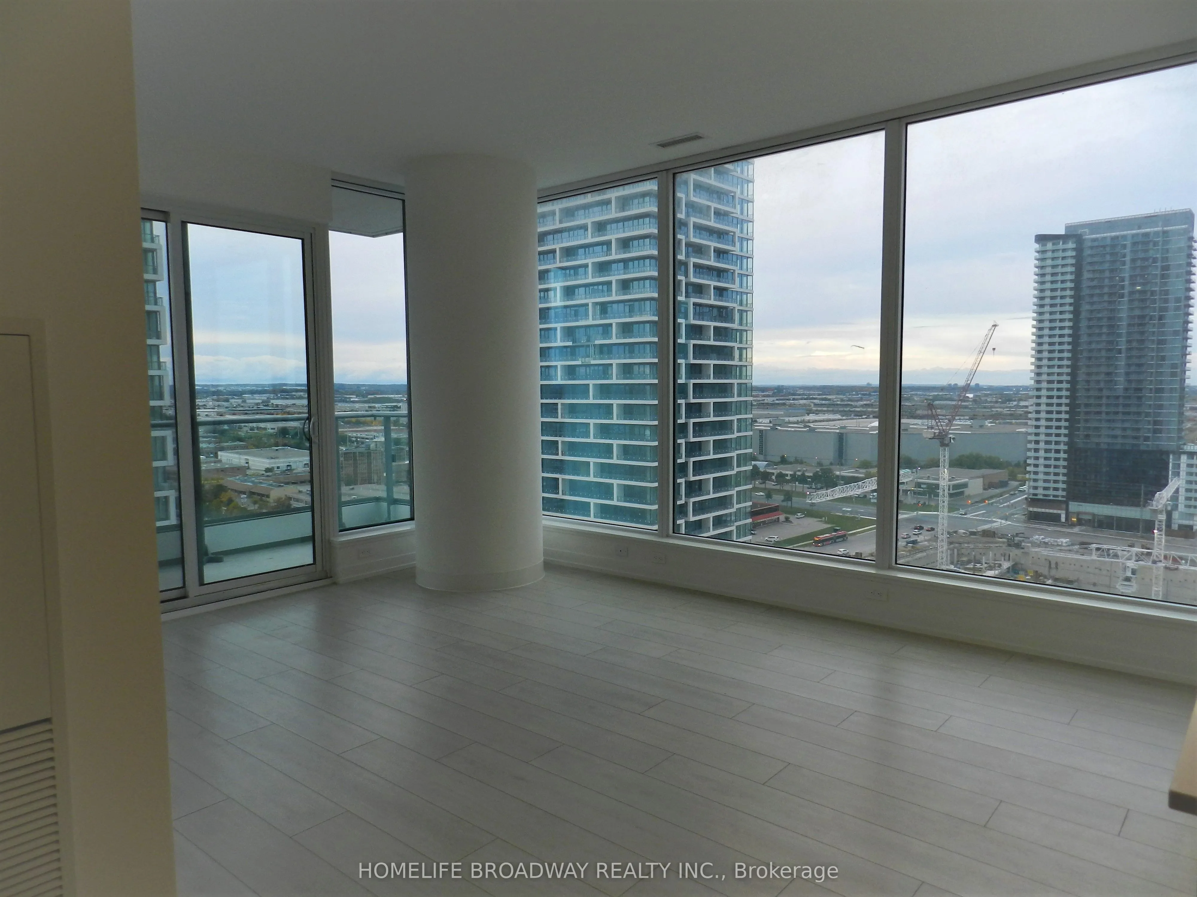 5 Buttermill Avenue, #2102