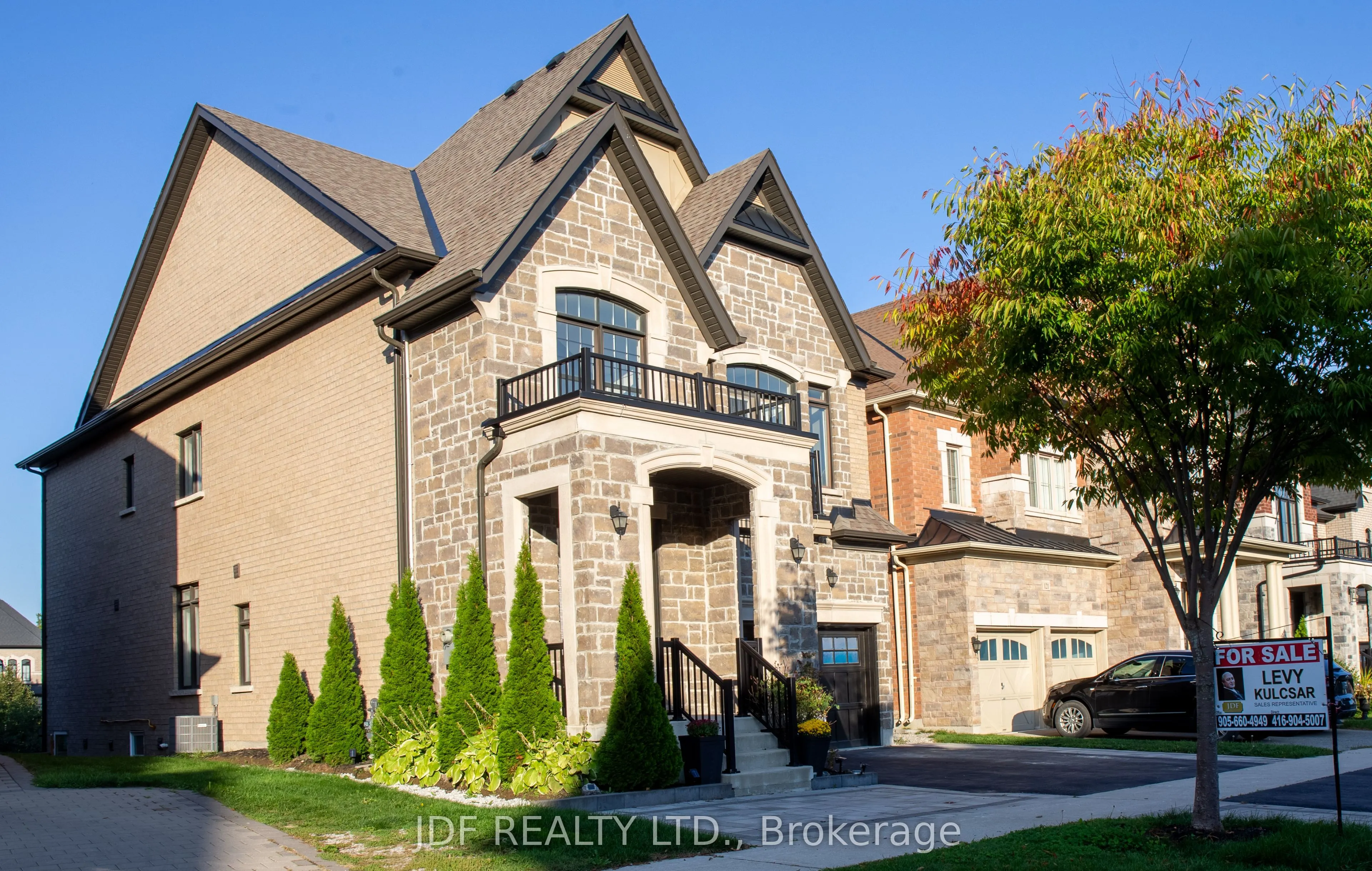 125 Cranbrook Crescent