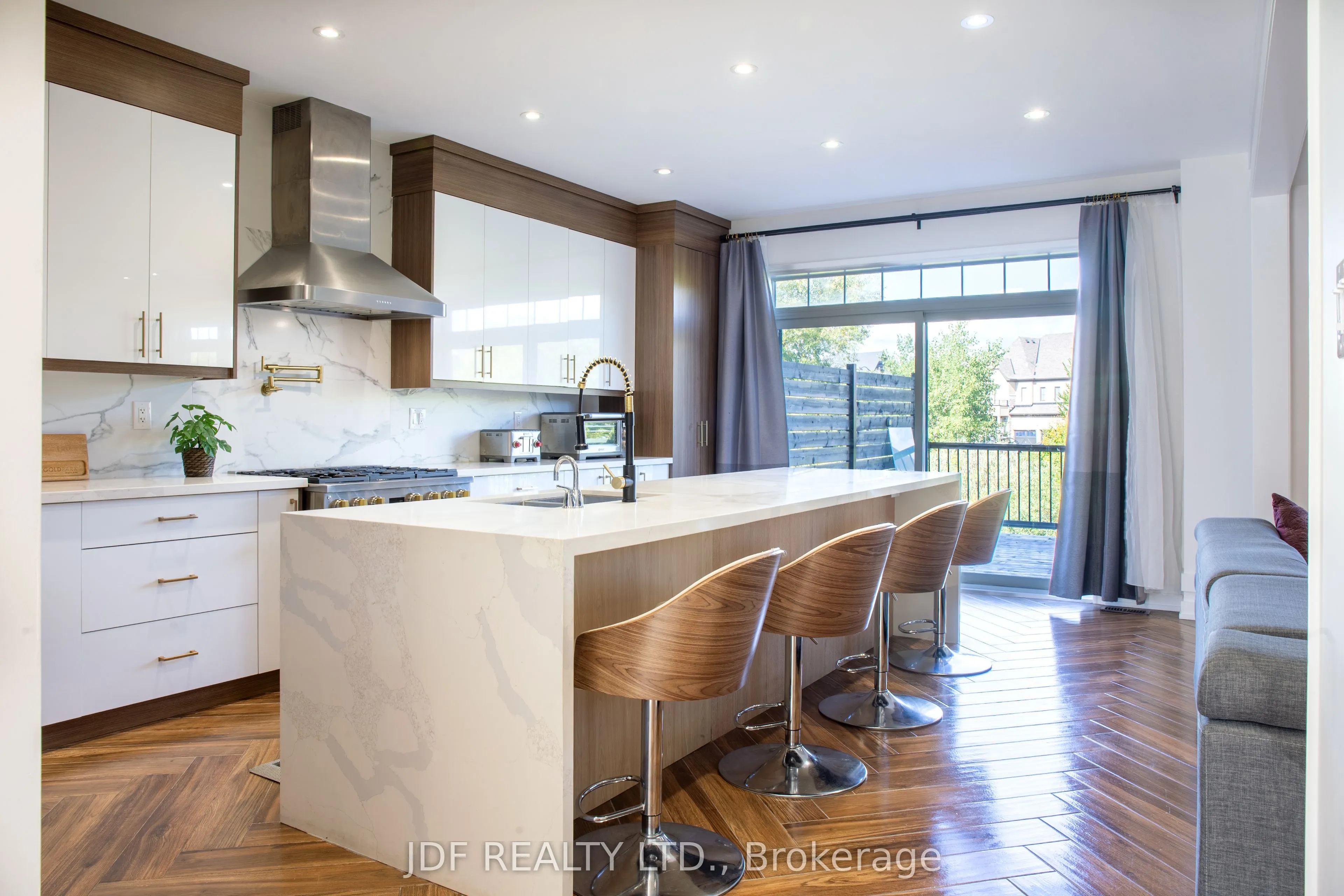 125 Cranbrook Crescent