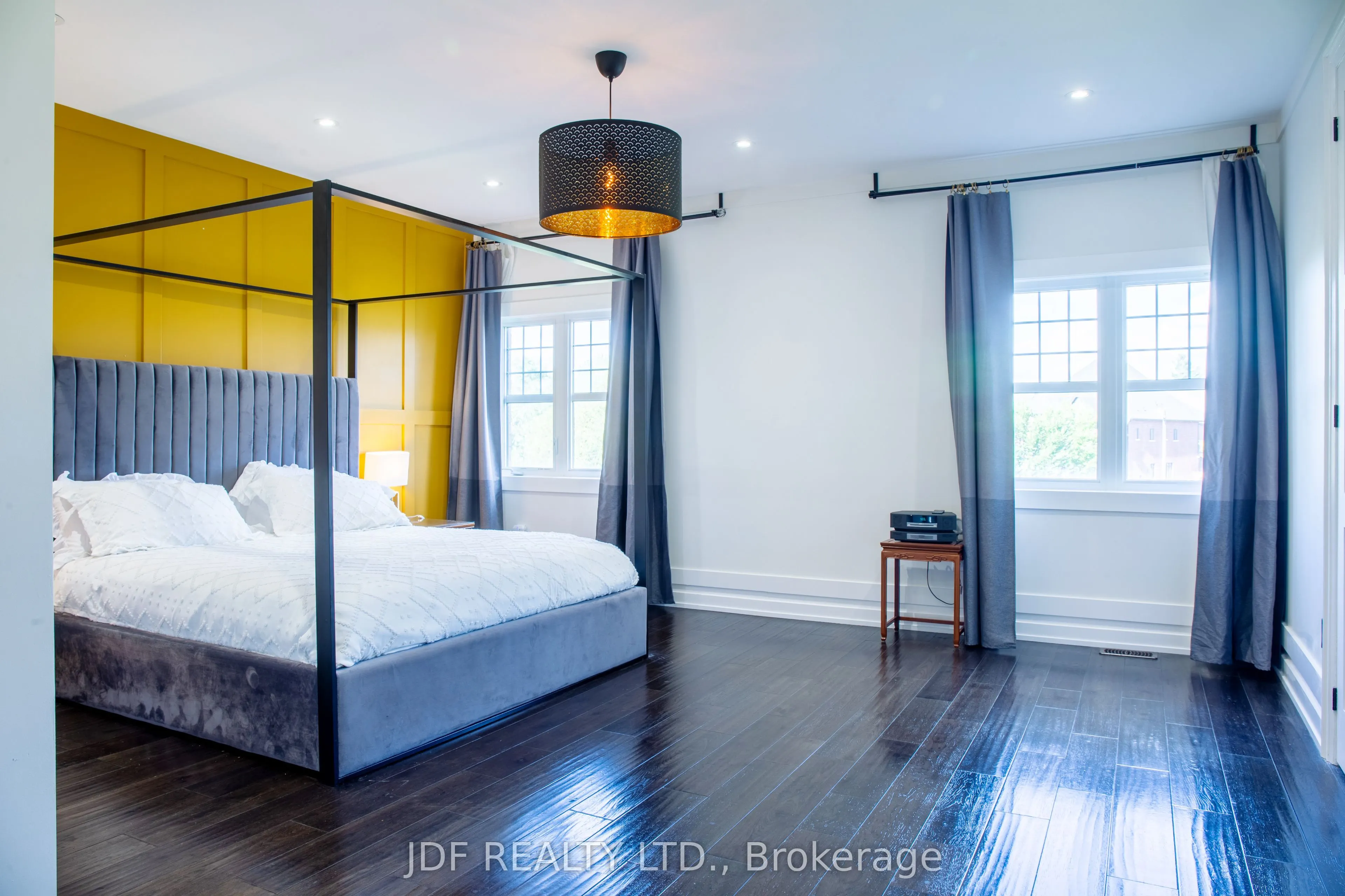 125 Cranbrook Crescent