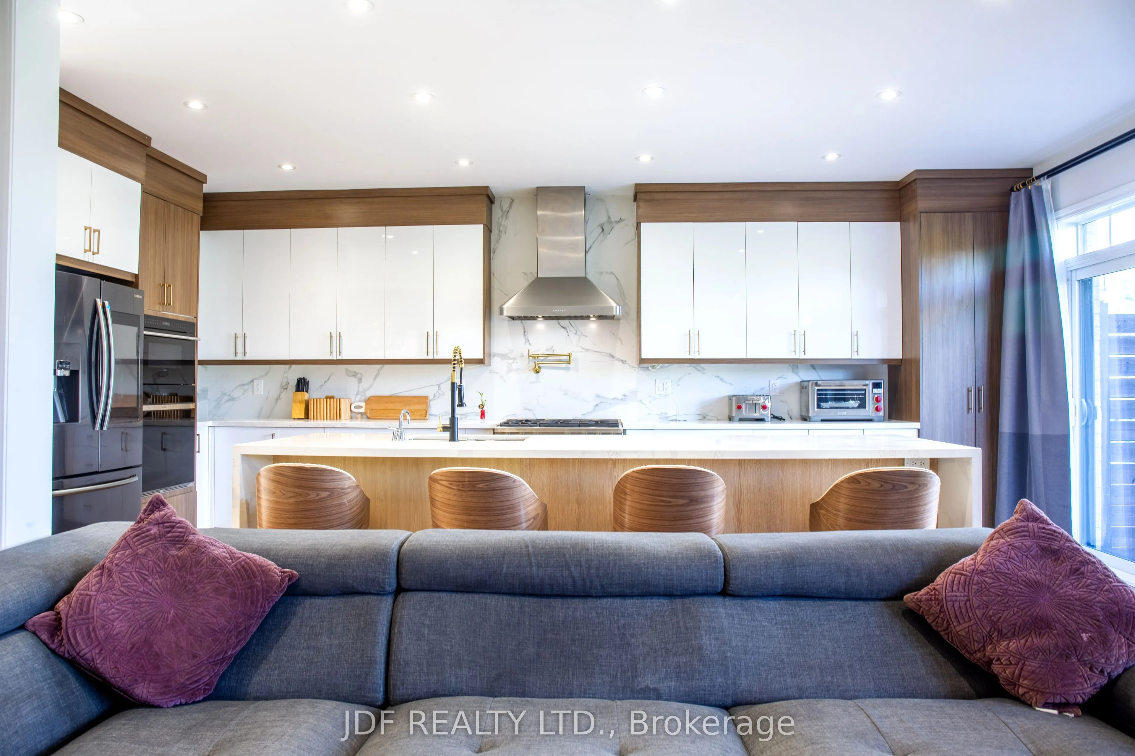 125 Cranbrook Crescent