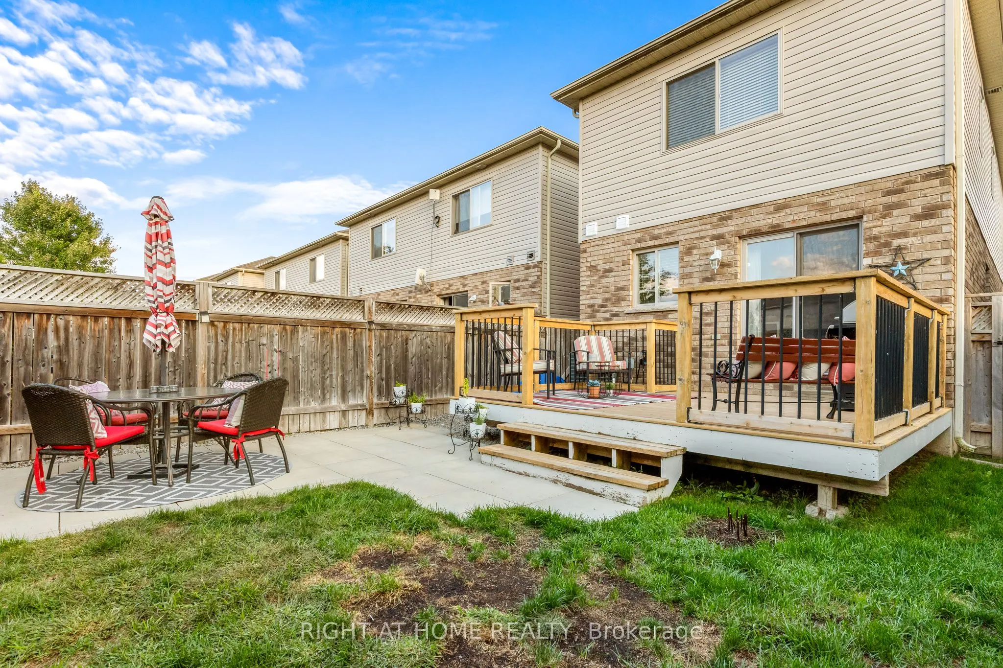 219 Banting Crescent