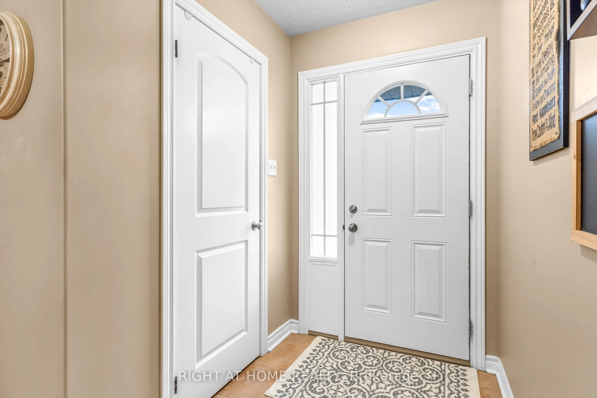 219 Banting Crescent
