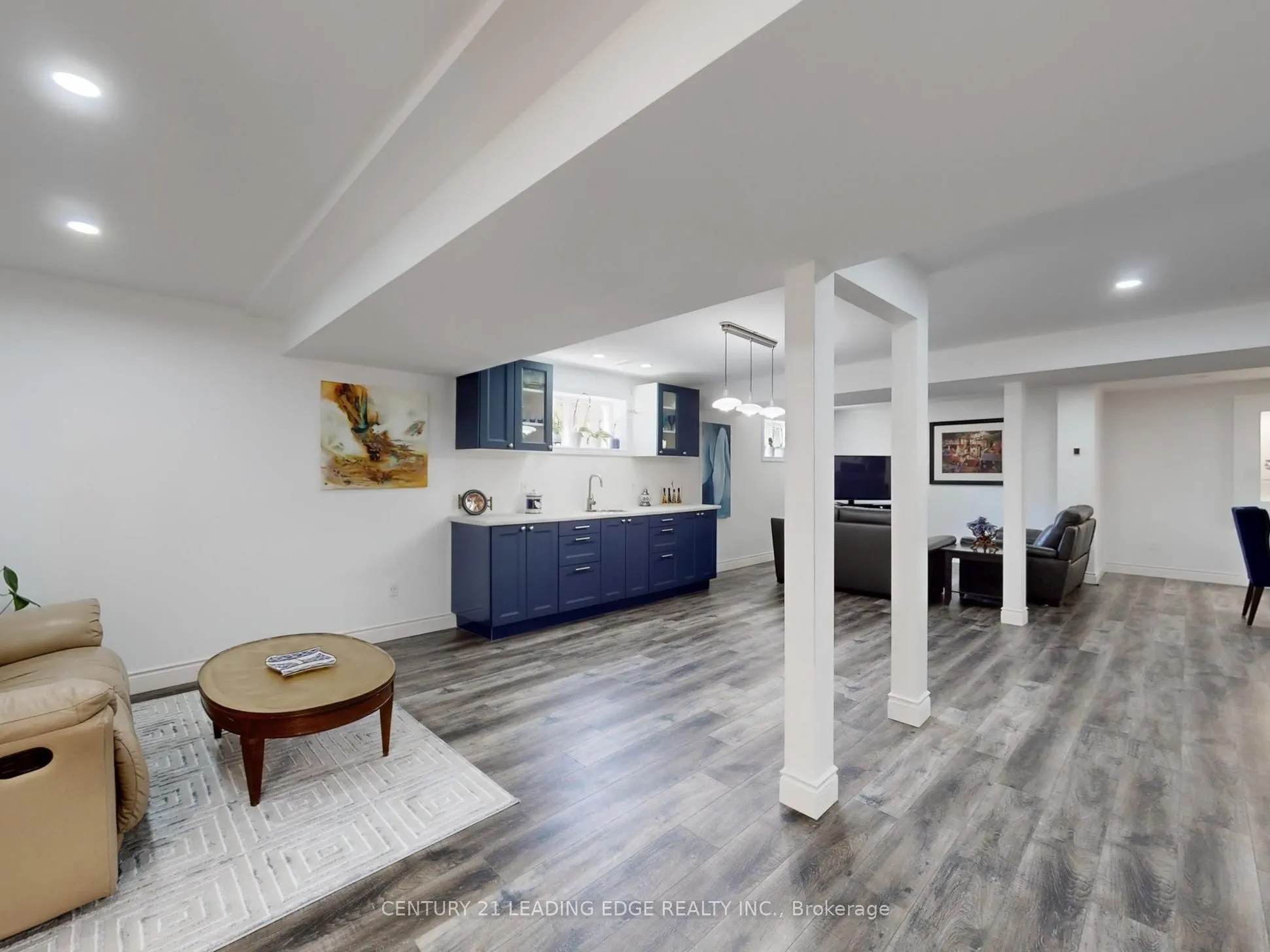 396 Curley Street