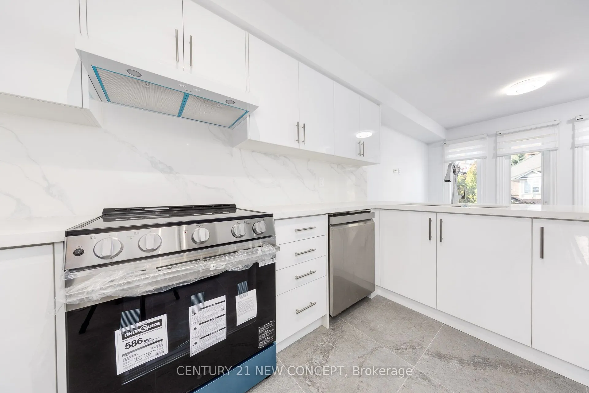 100 Coburg Crescent S