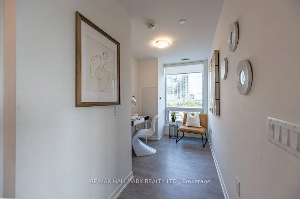 8868 Yonge Street, #619E
