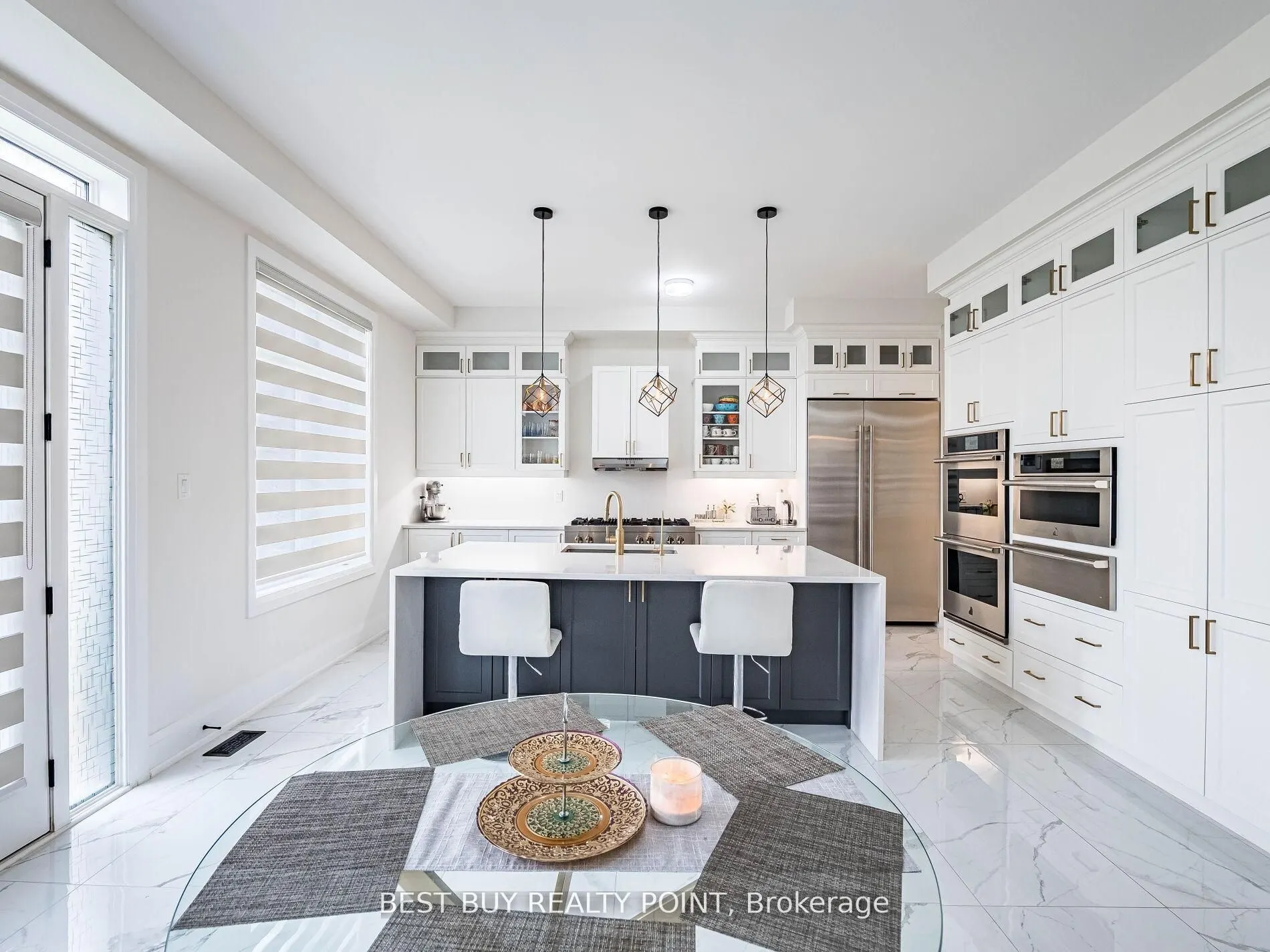 24 Magnolia Avenue