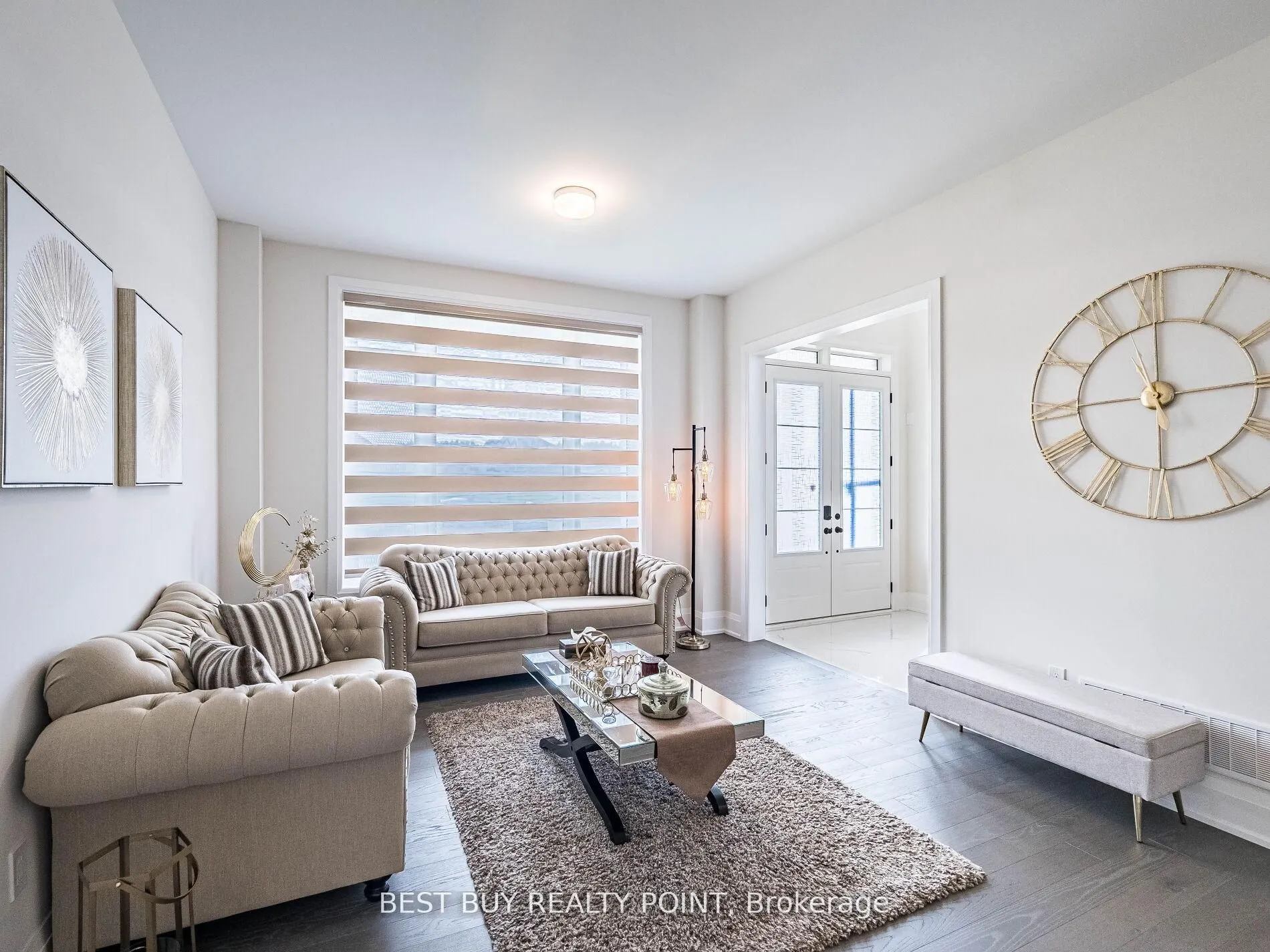 24 Magnolia Avenue