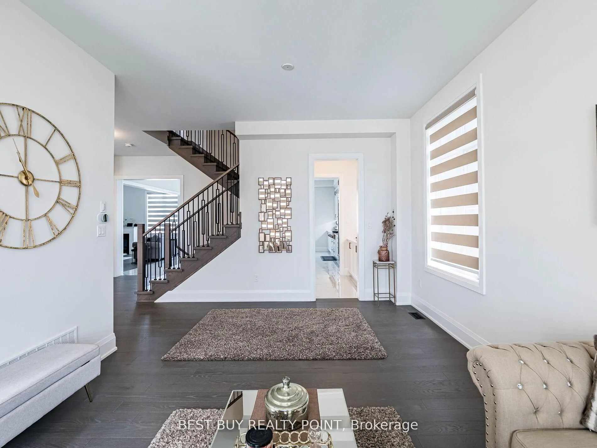 24 Magnolia Avenue
