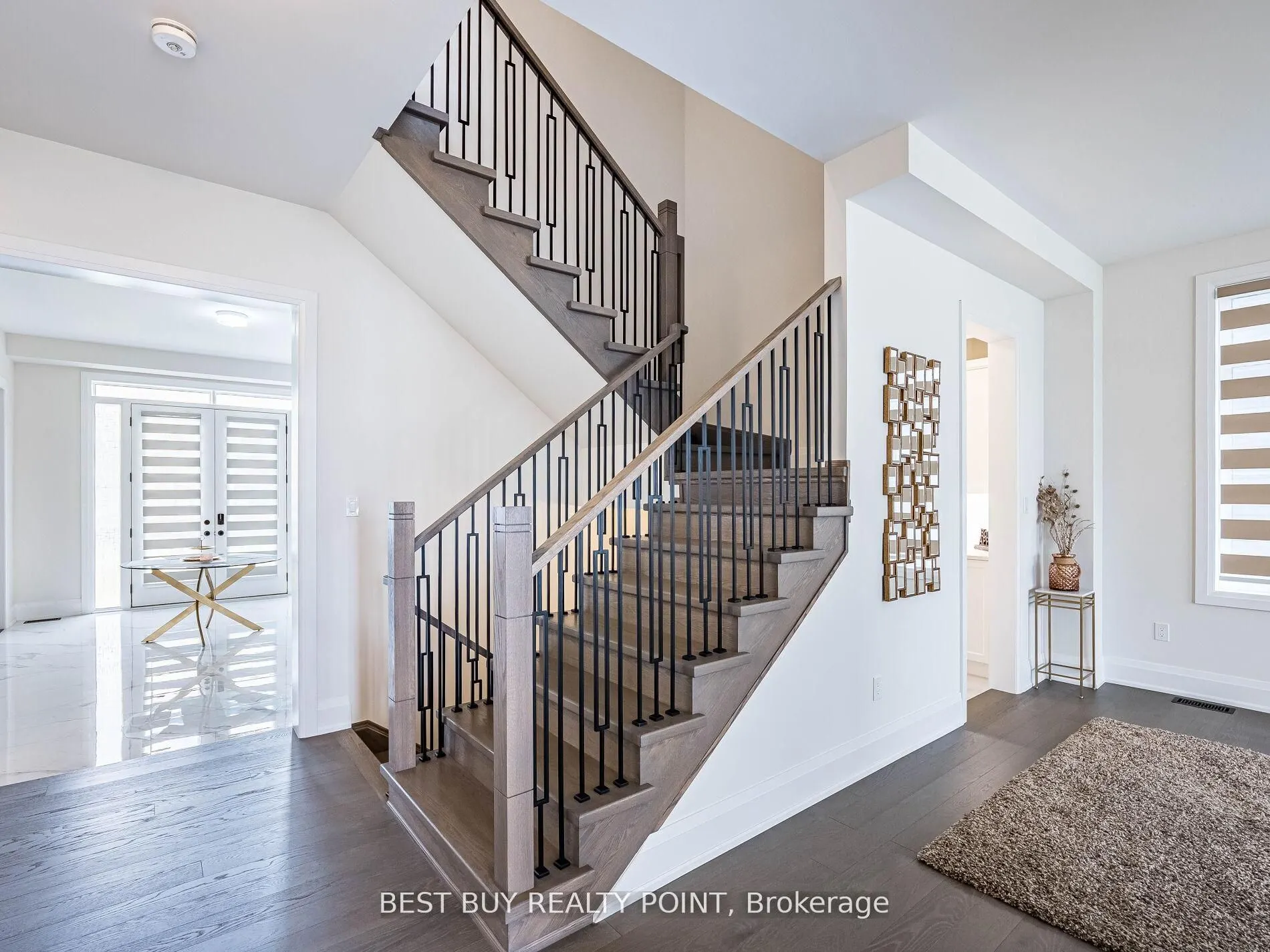 24 Magnolia Avenue