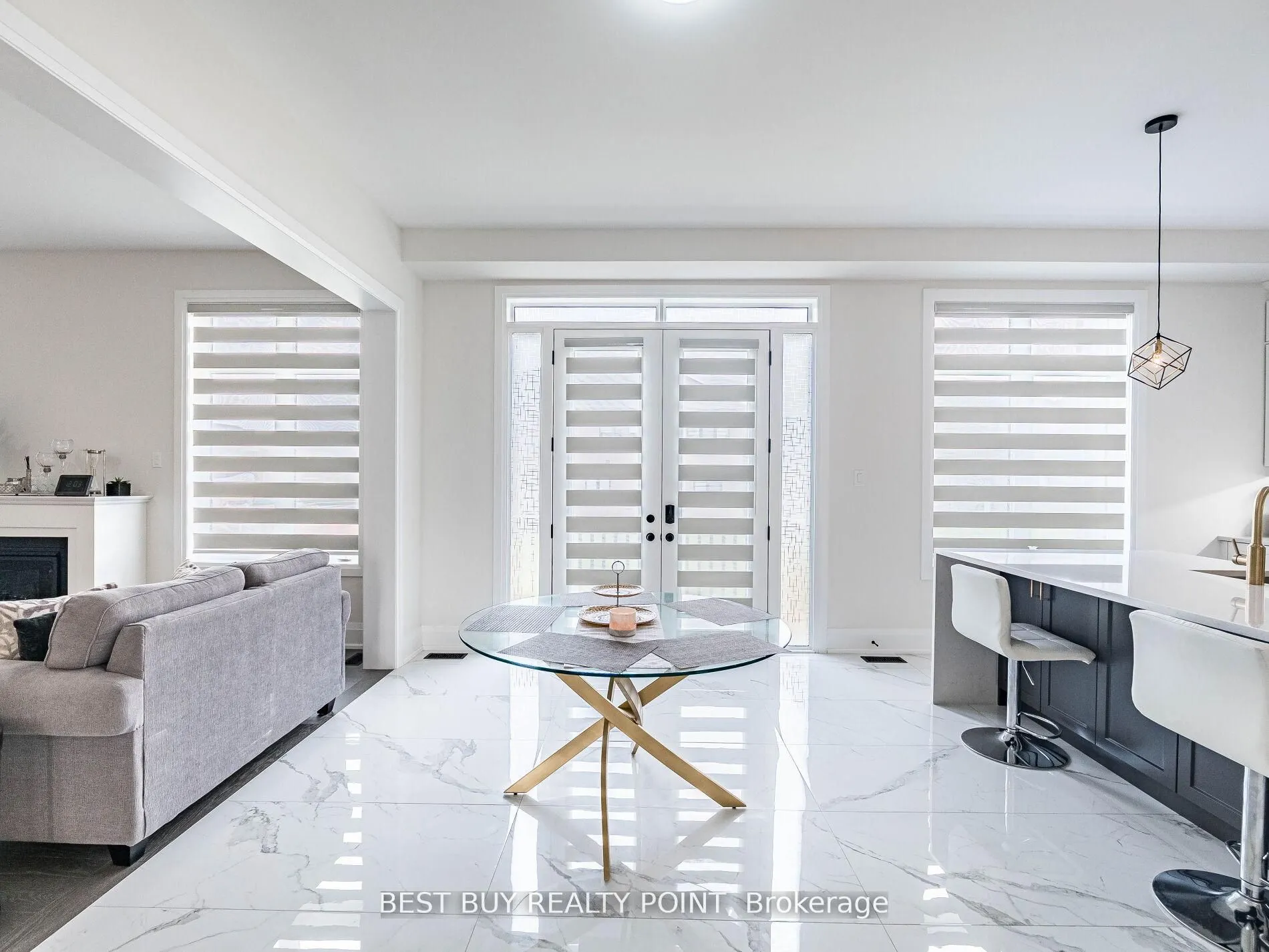 24 Magnolia Avenue