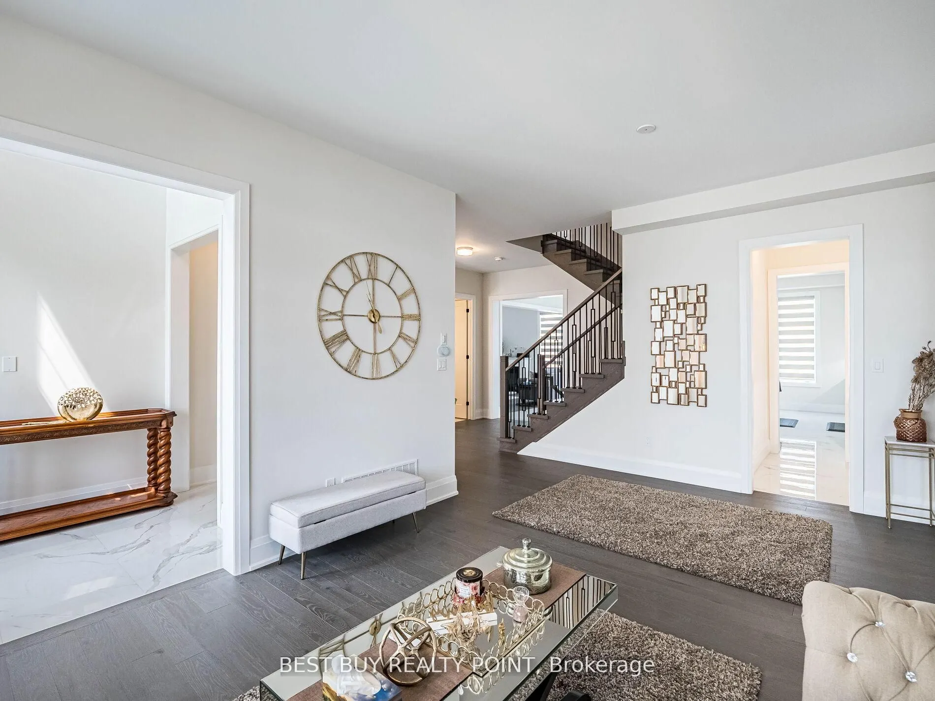 24 Magnolia Avenue