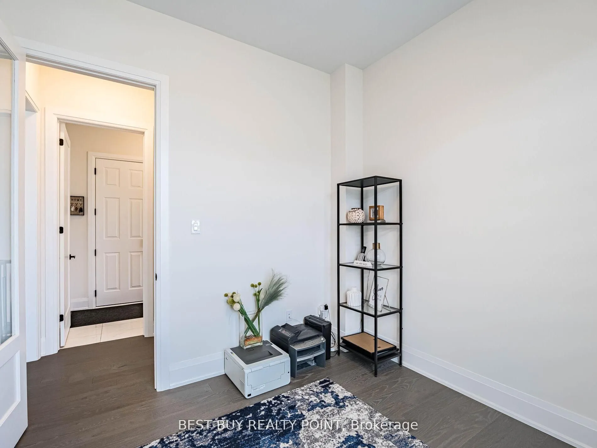 24 Magnolia Avenue