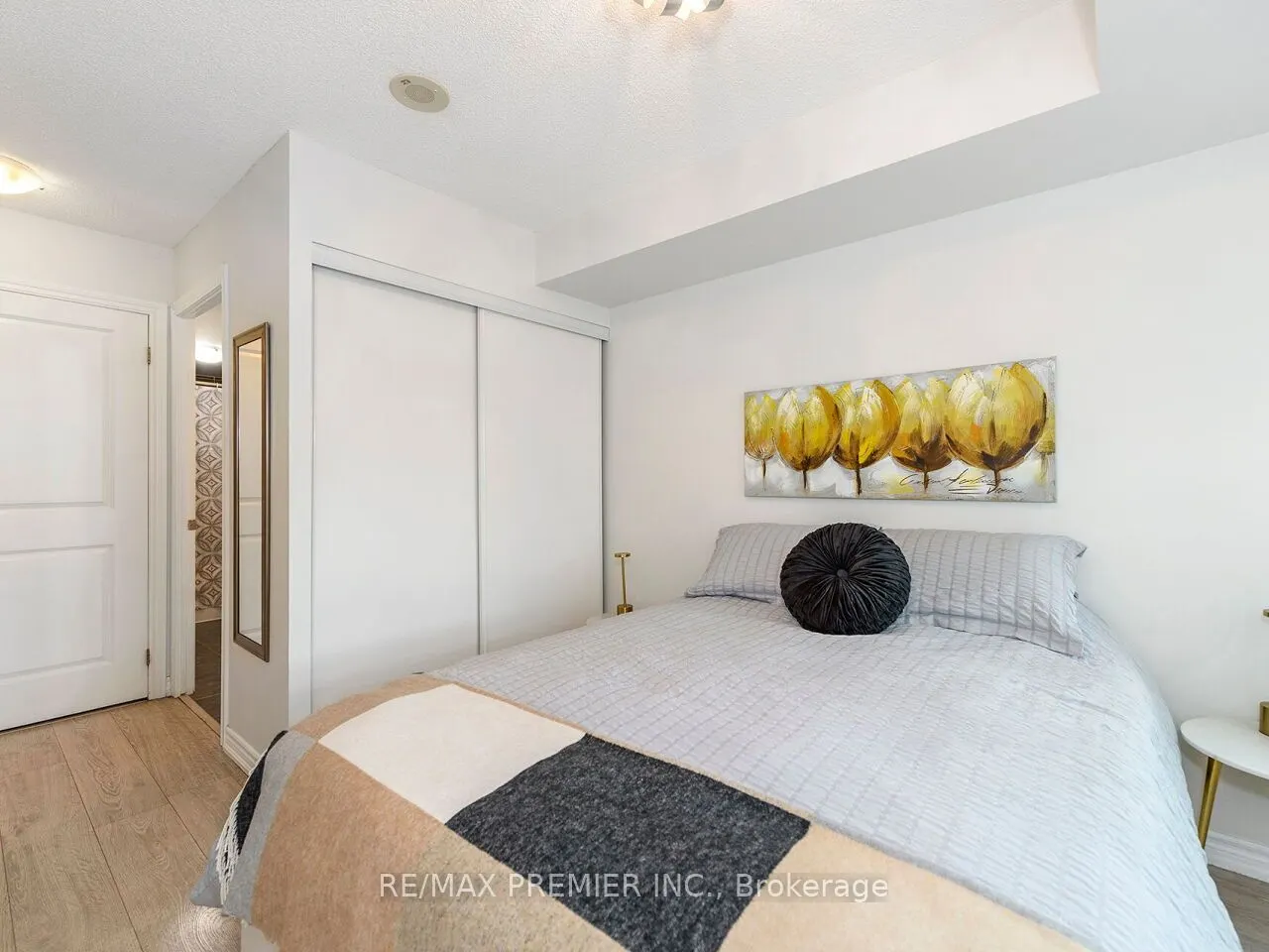 7730 Kipling Avenue, #313