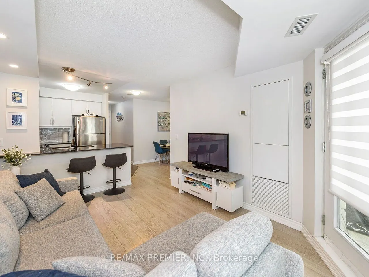 7730 Kipling Avenue, #313