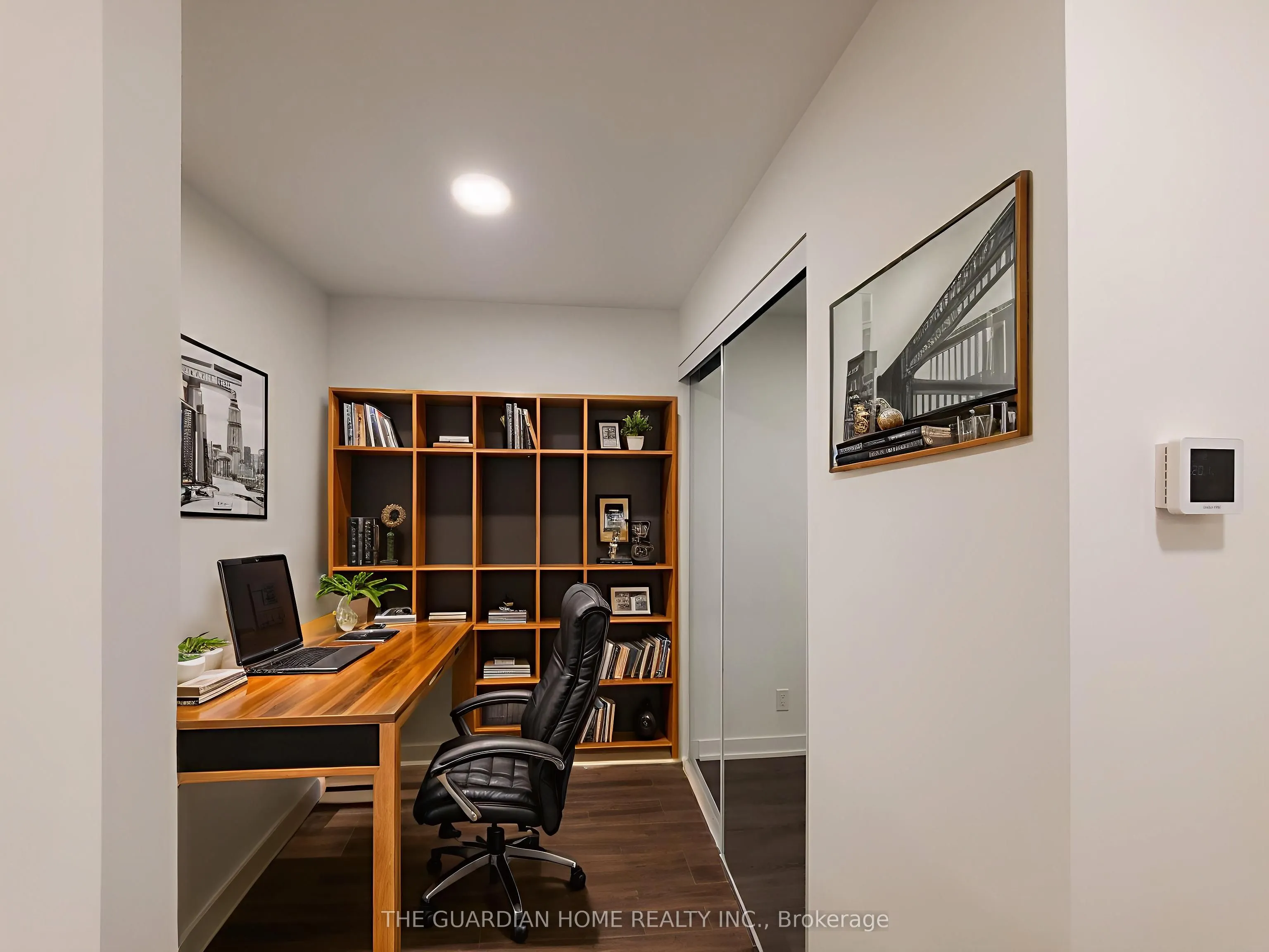 7950 Bathurst Street, #B216