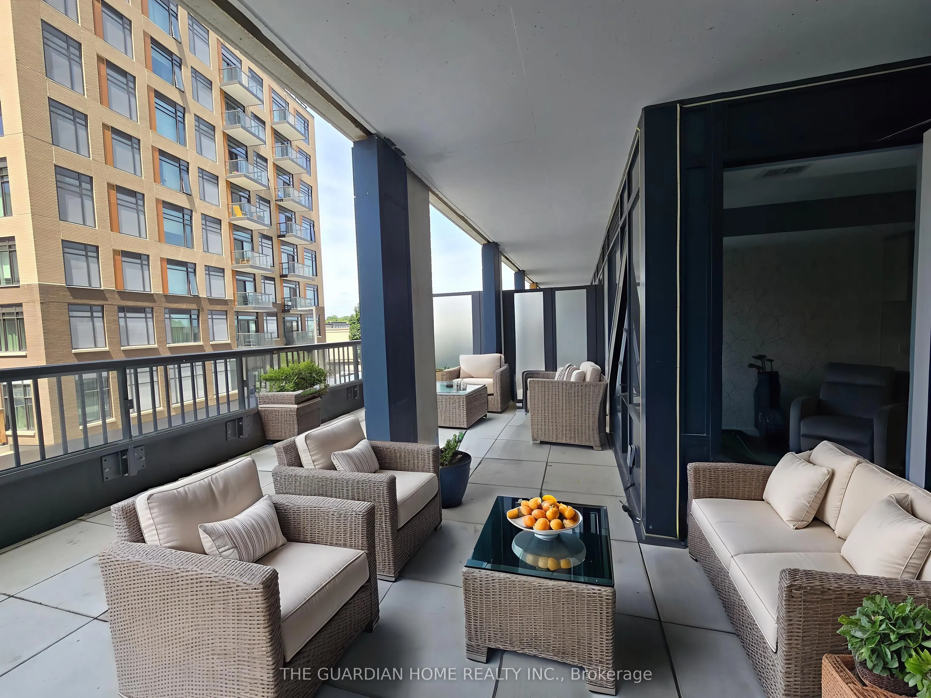 7950 Bathurst Street, #B216