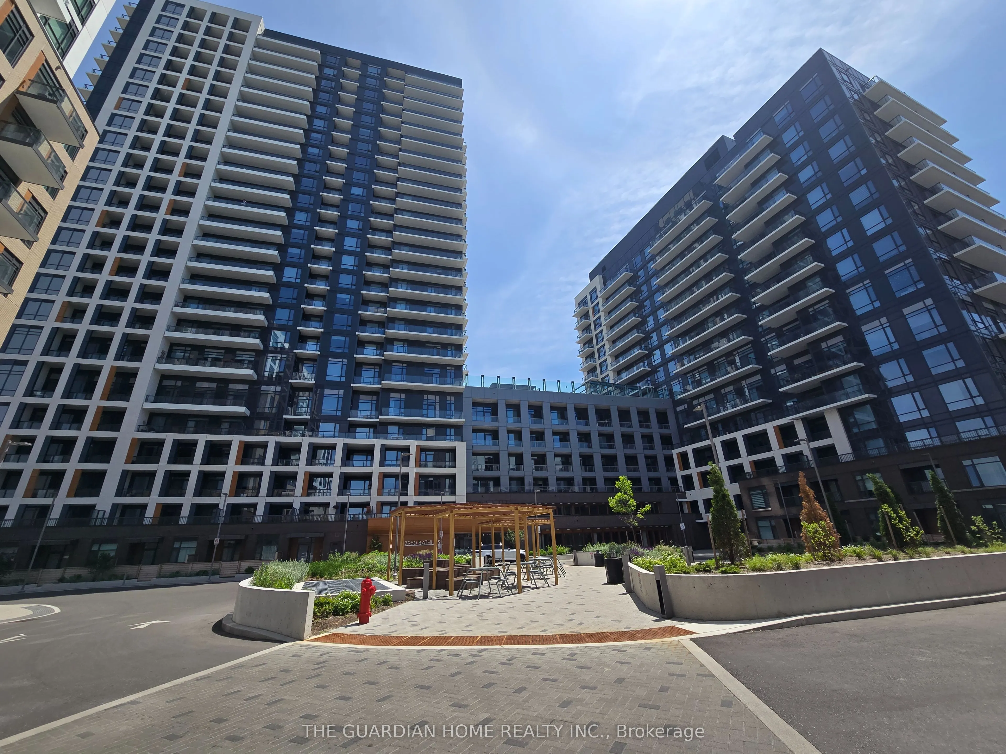 7950 Bathurst Street, #B216