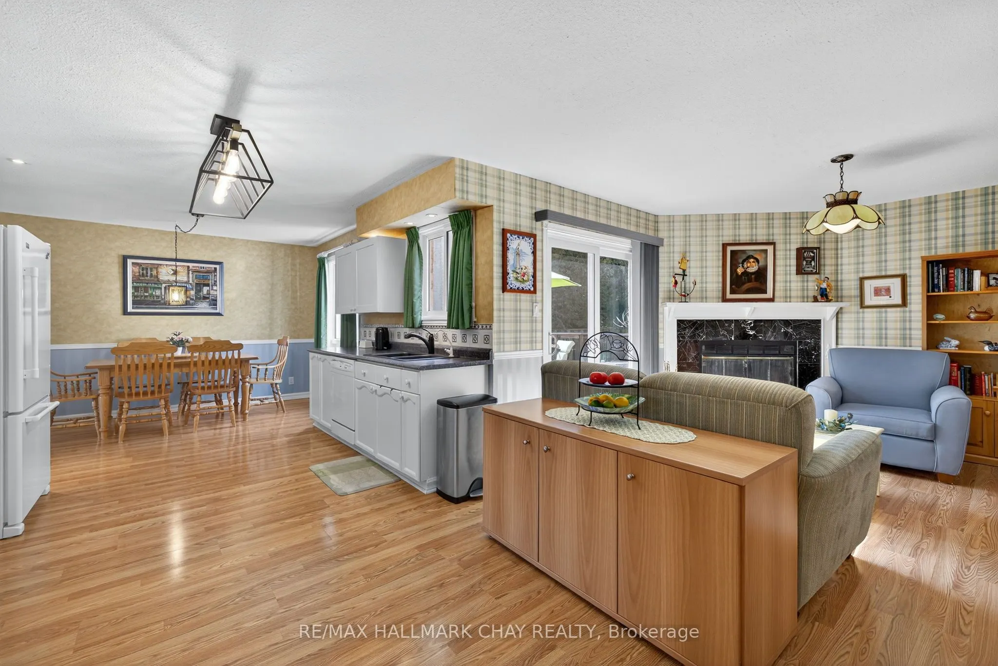 78 Collings Avenue