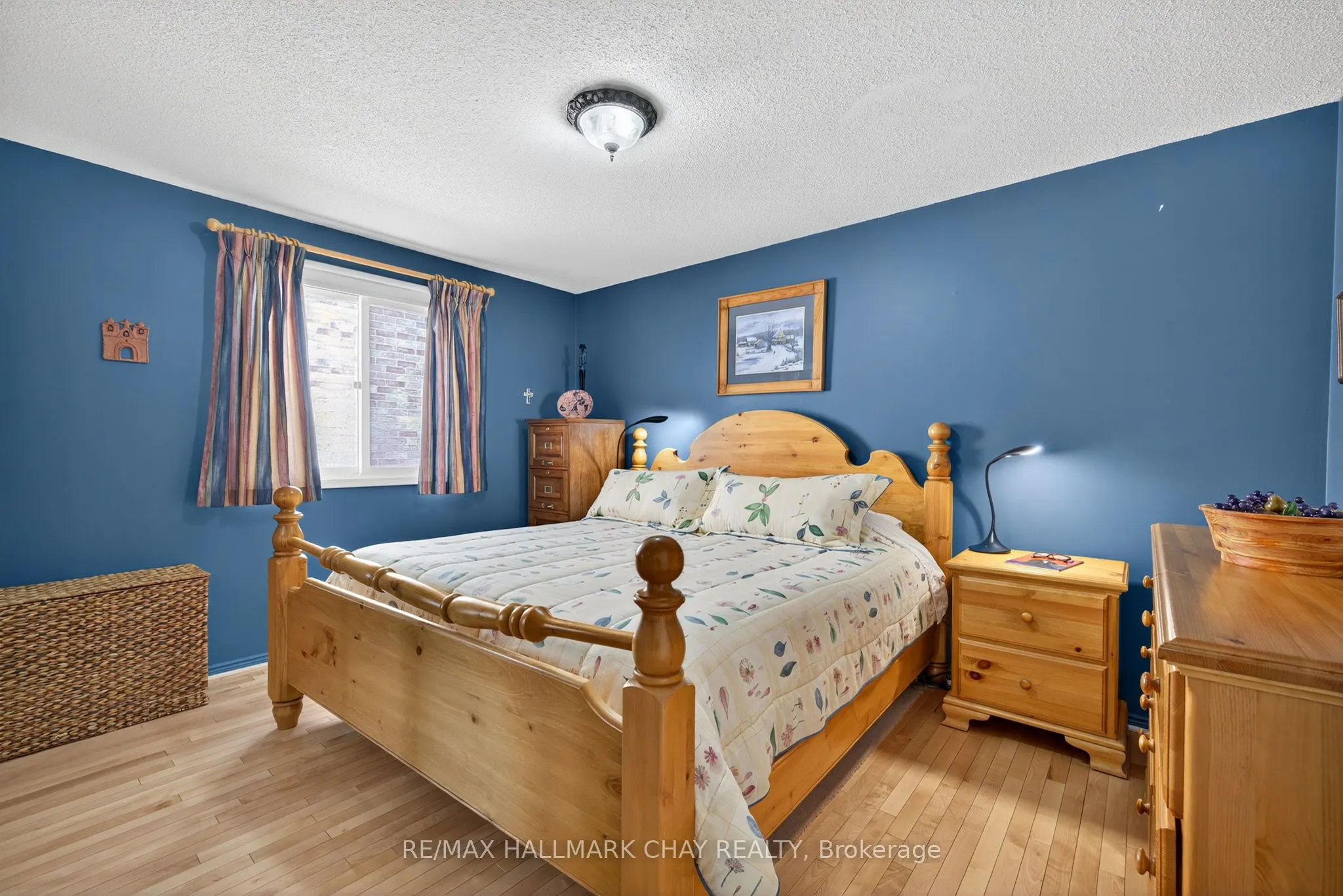 78 Collings Avenue