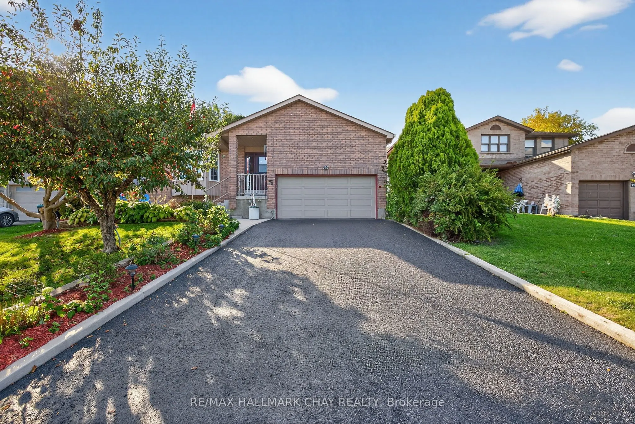 78 Collings Avenue