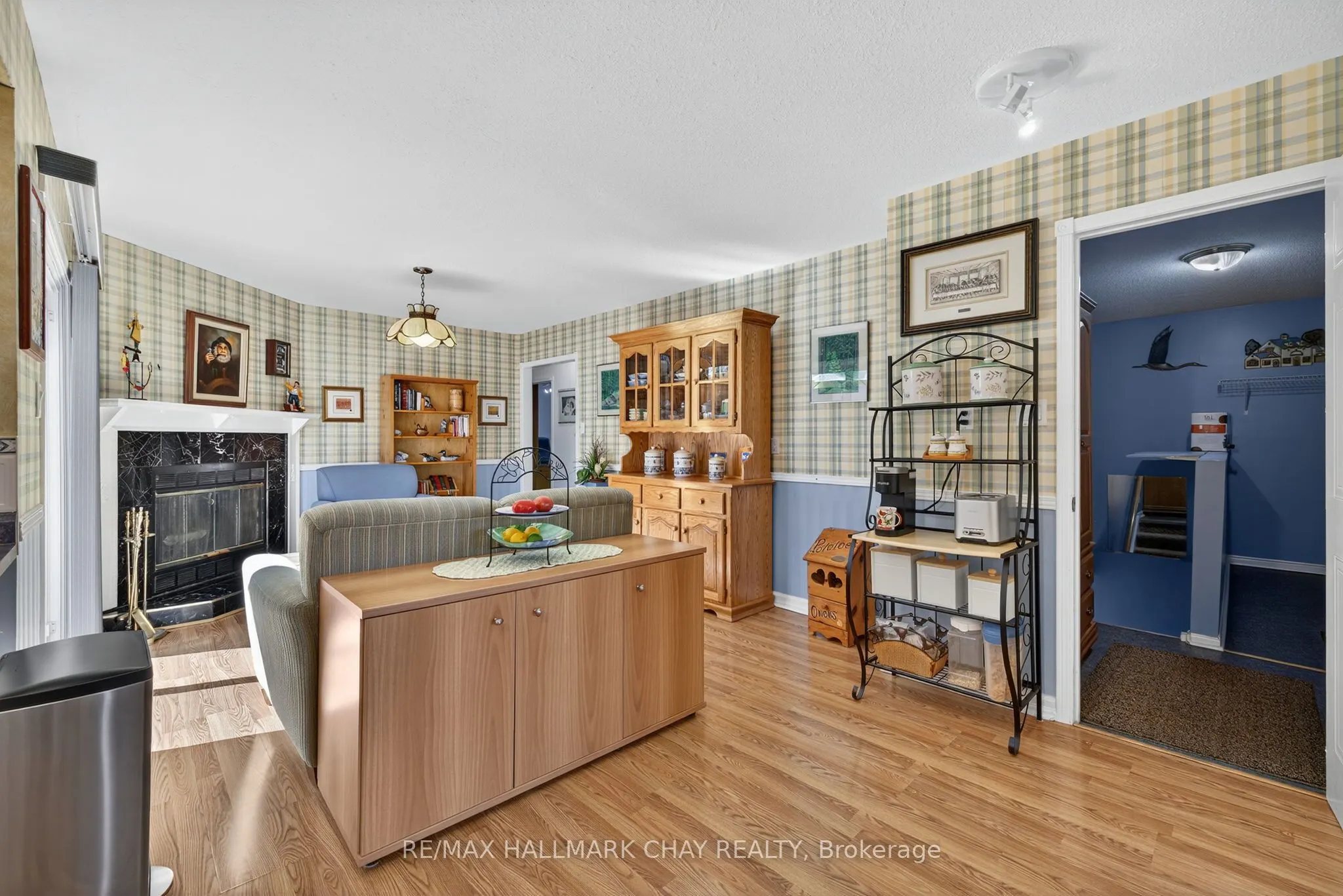 78 Collings Avenue