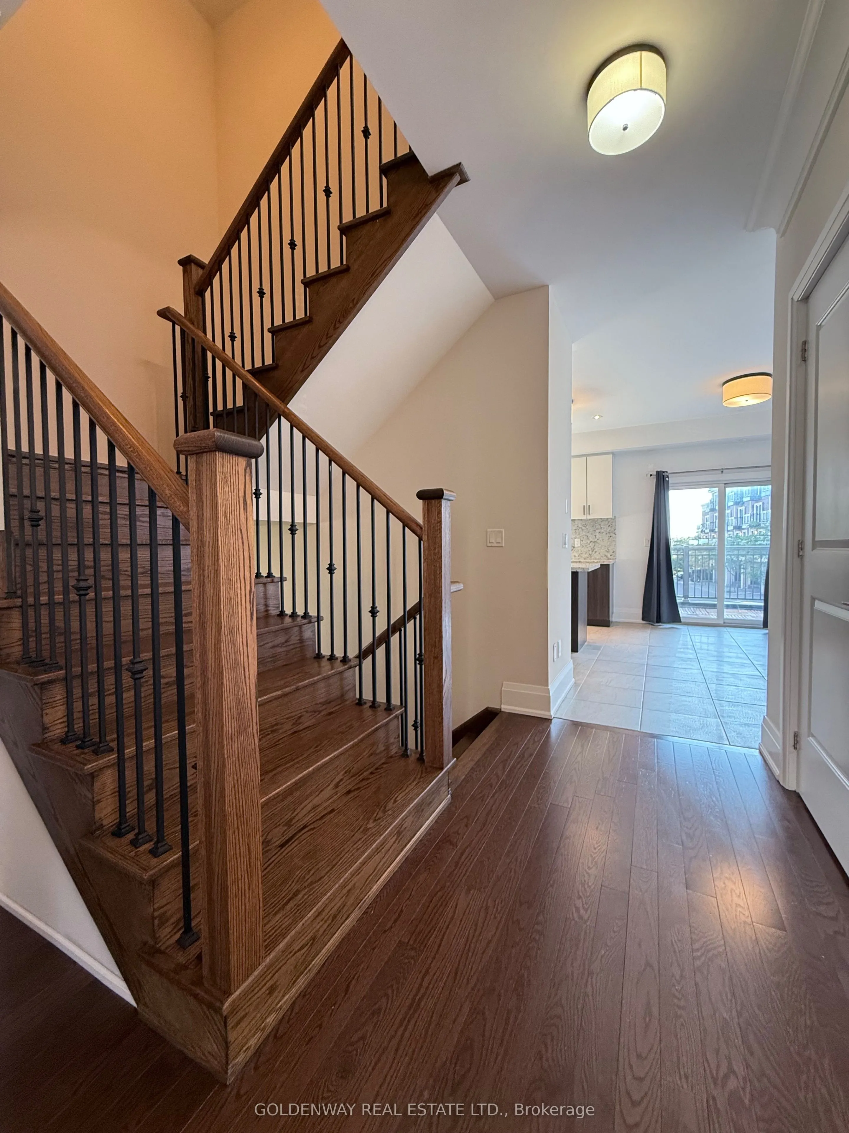 15 Village Parkway, #15