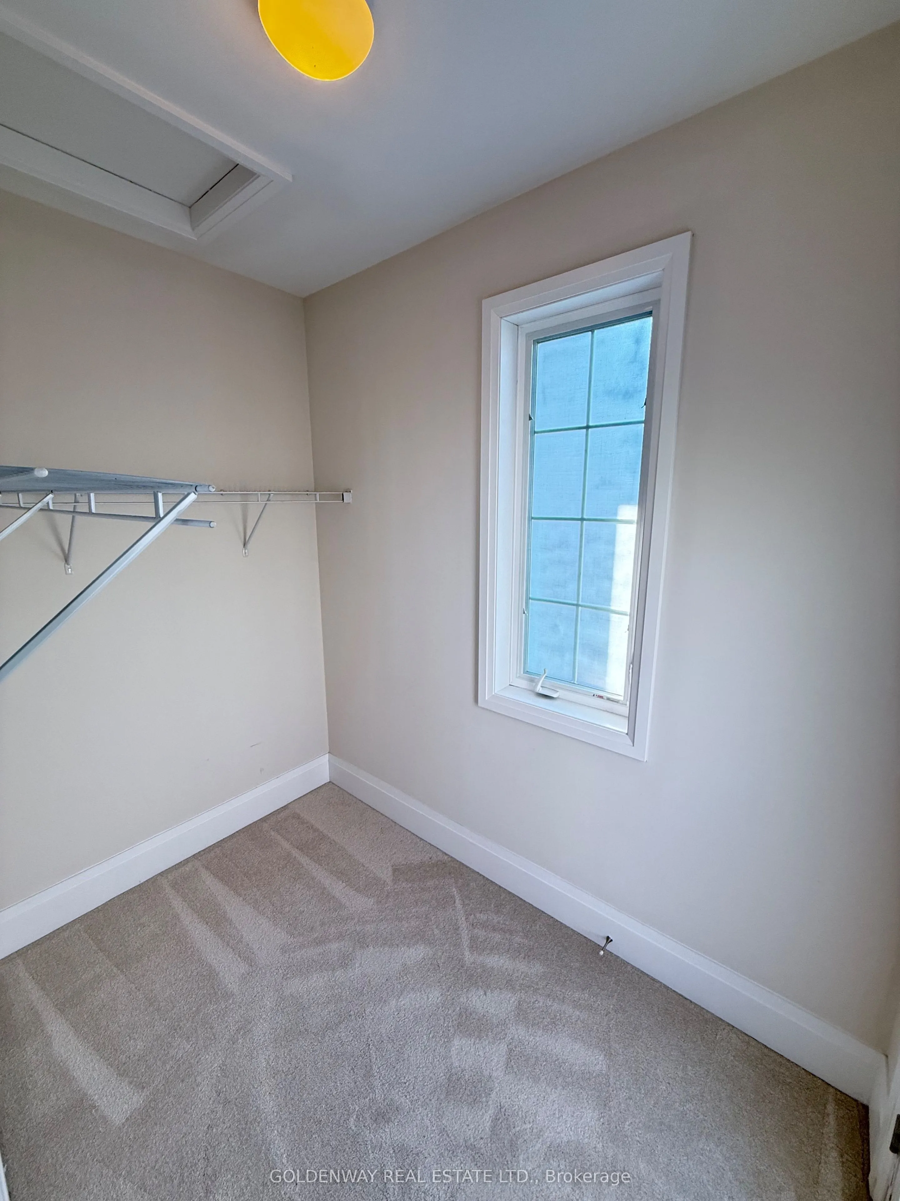 15 Village Parkway, #15