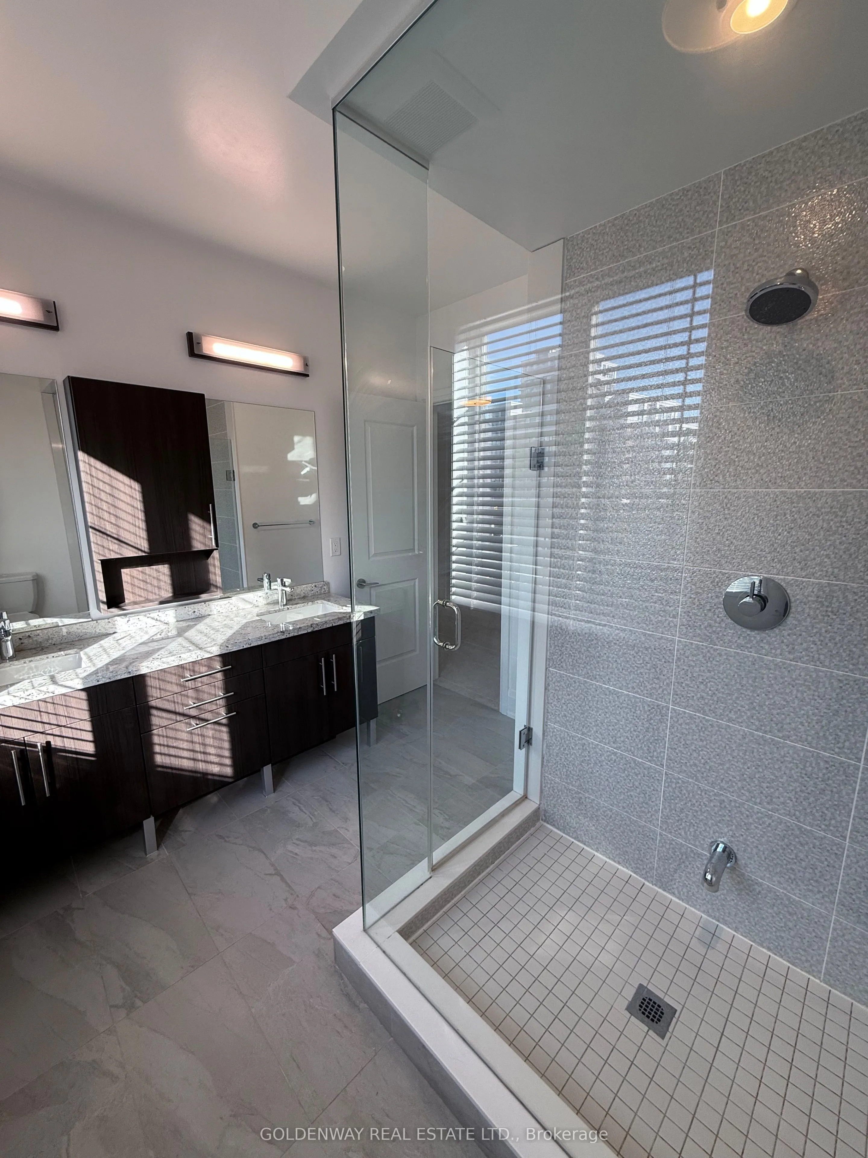15 Village Parkway, #15