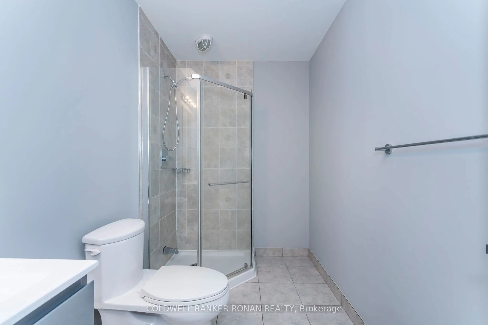 69 Boyne Street N, #103