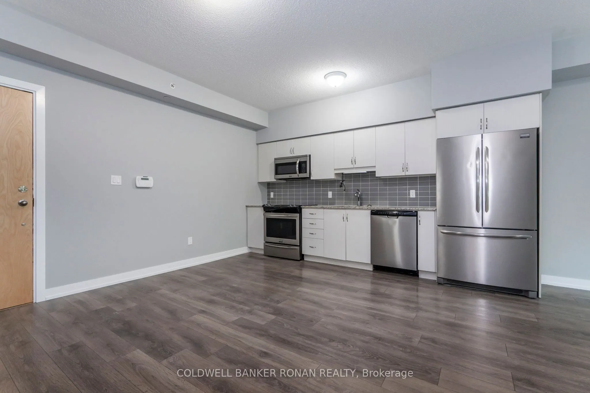 69 Boyne Street N, #103