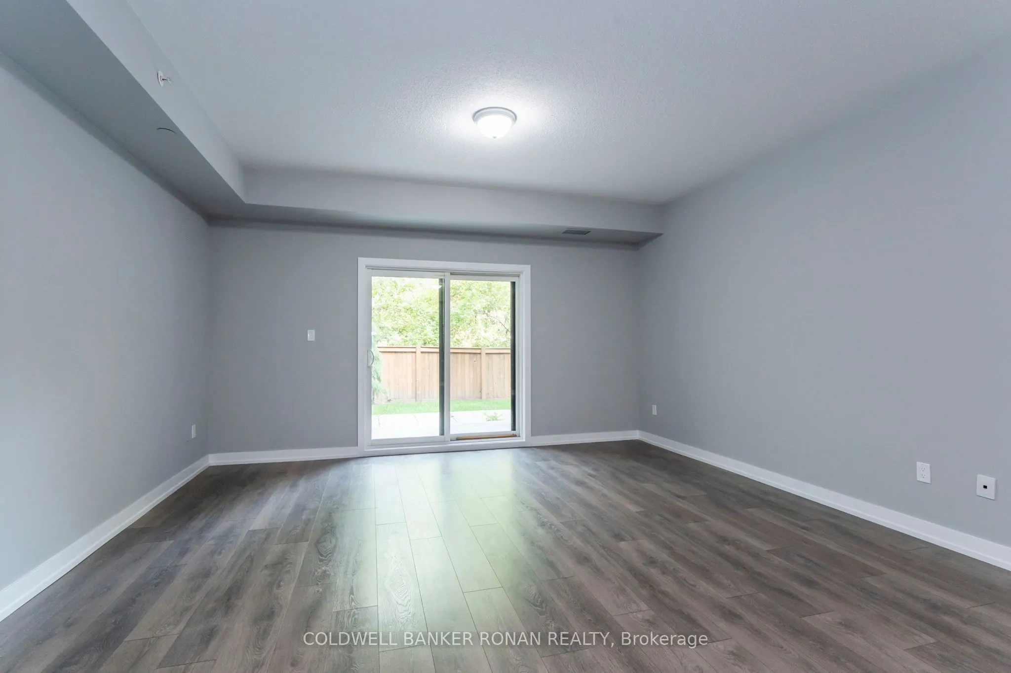 69 Boyne Street N, #103