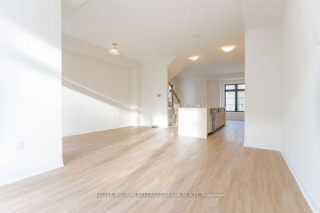 26 De La Roche Drive