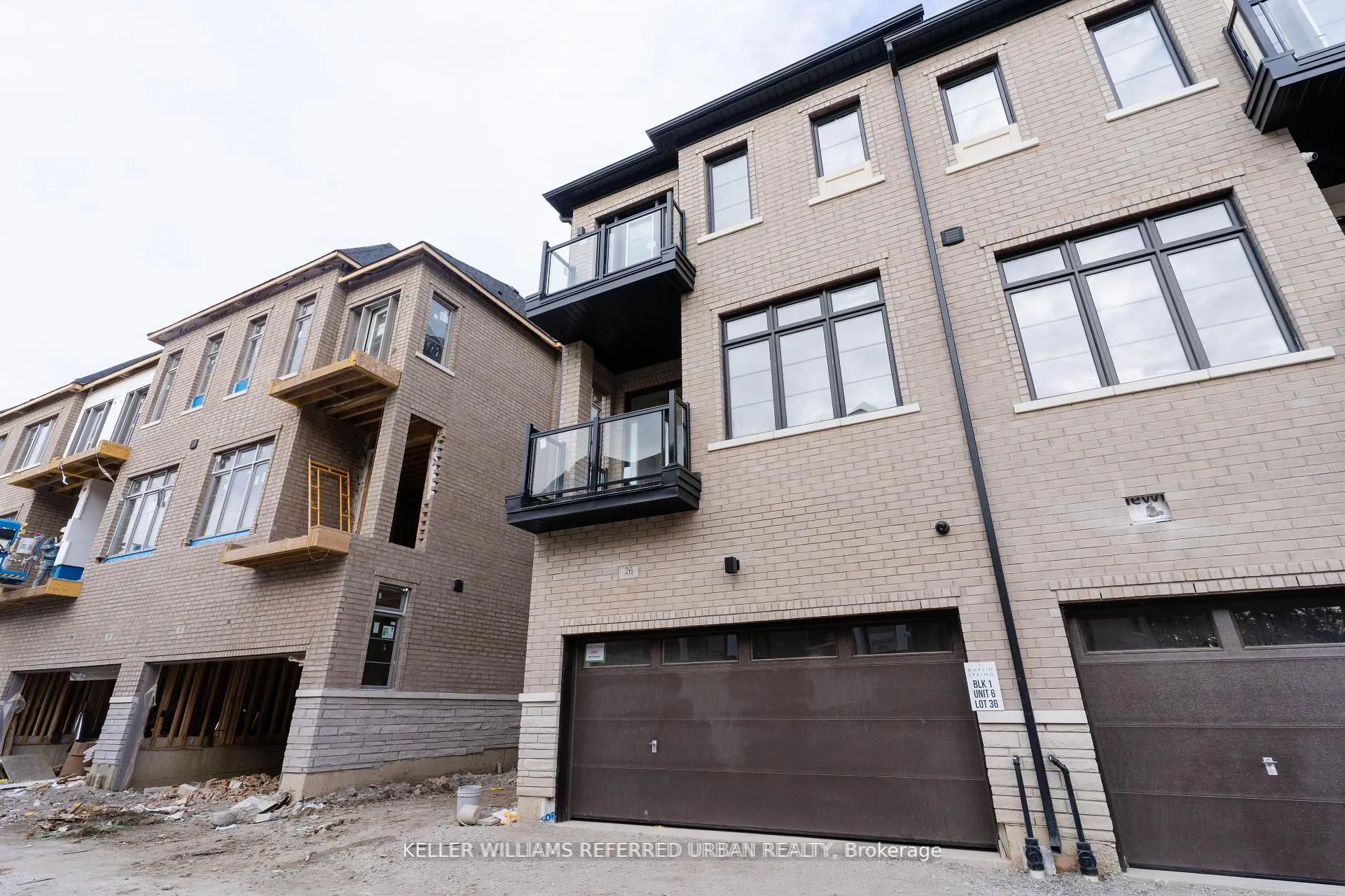 26 De La Roche Drive