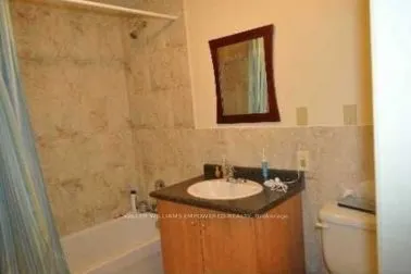 89 Centre Street E, #Main Floor
